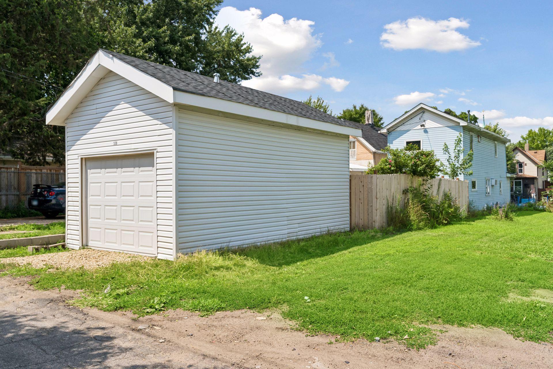 536 Sherburne Avenue Property Photo 26