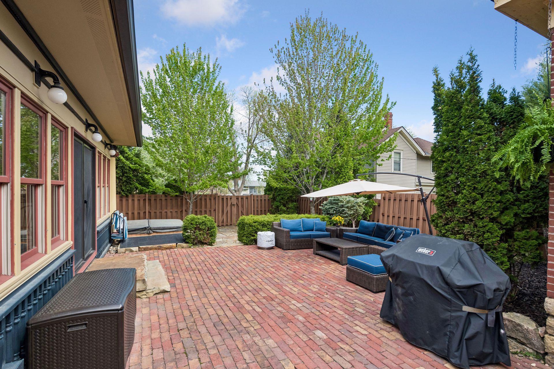 821 W 3rd Street Property Photo 59