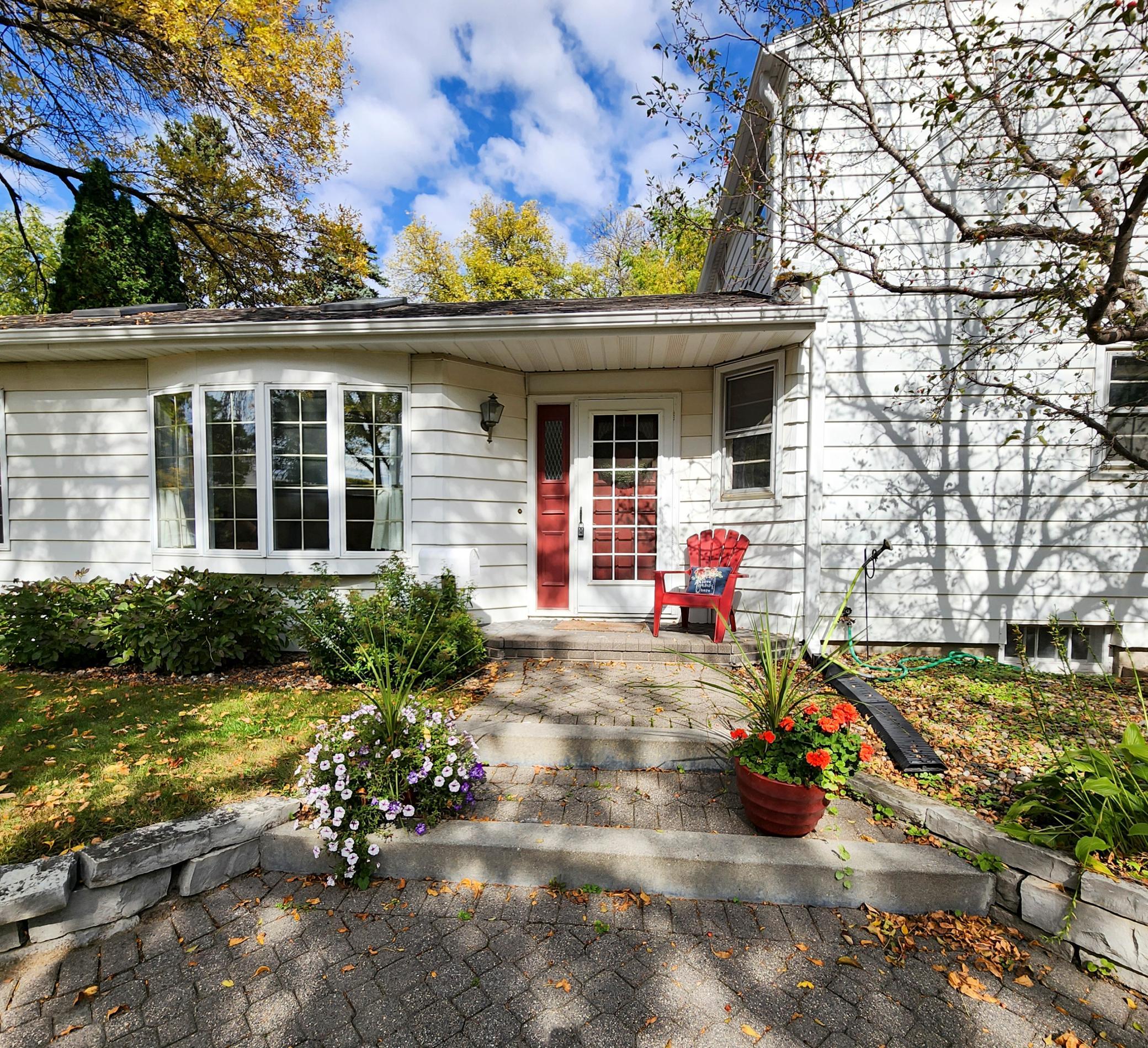 624 11th Street Sw Property Photo 1