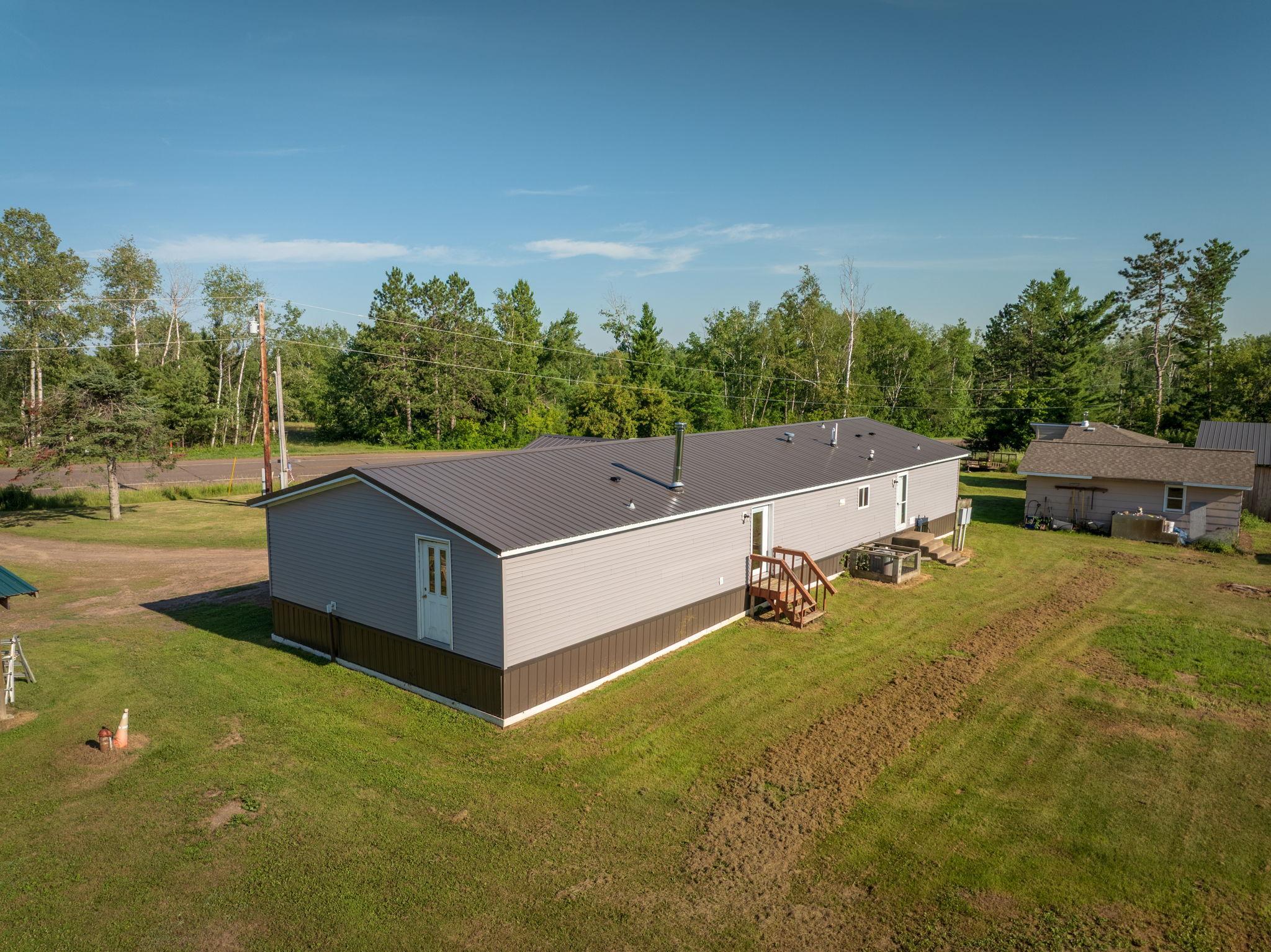 43231 County Highway 61 Property Photo 2