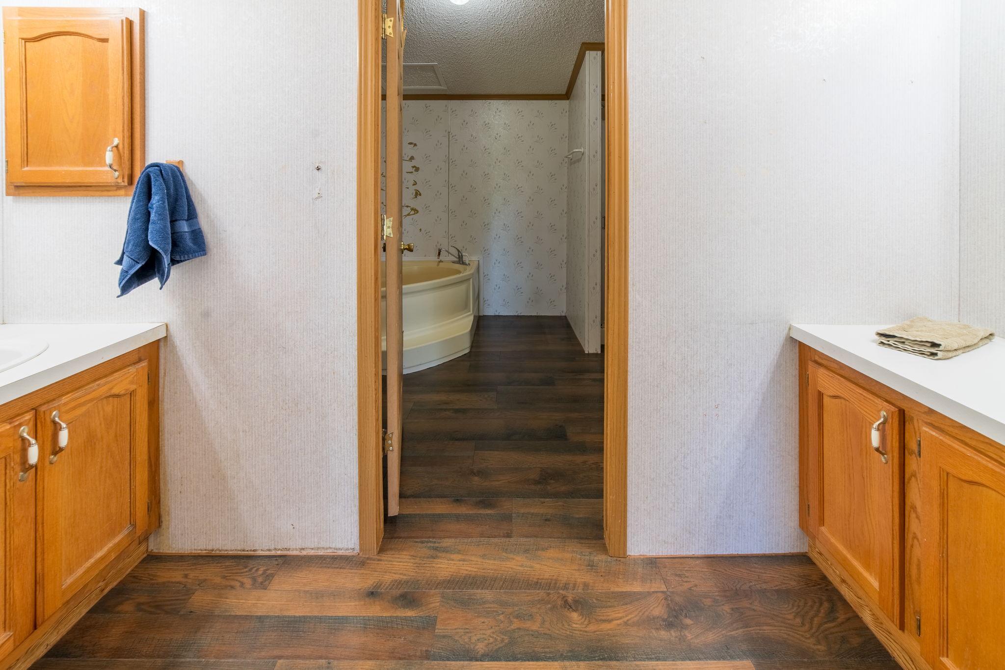 43231 County Highway 61 Property Photo 28