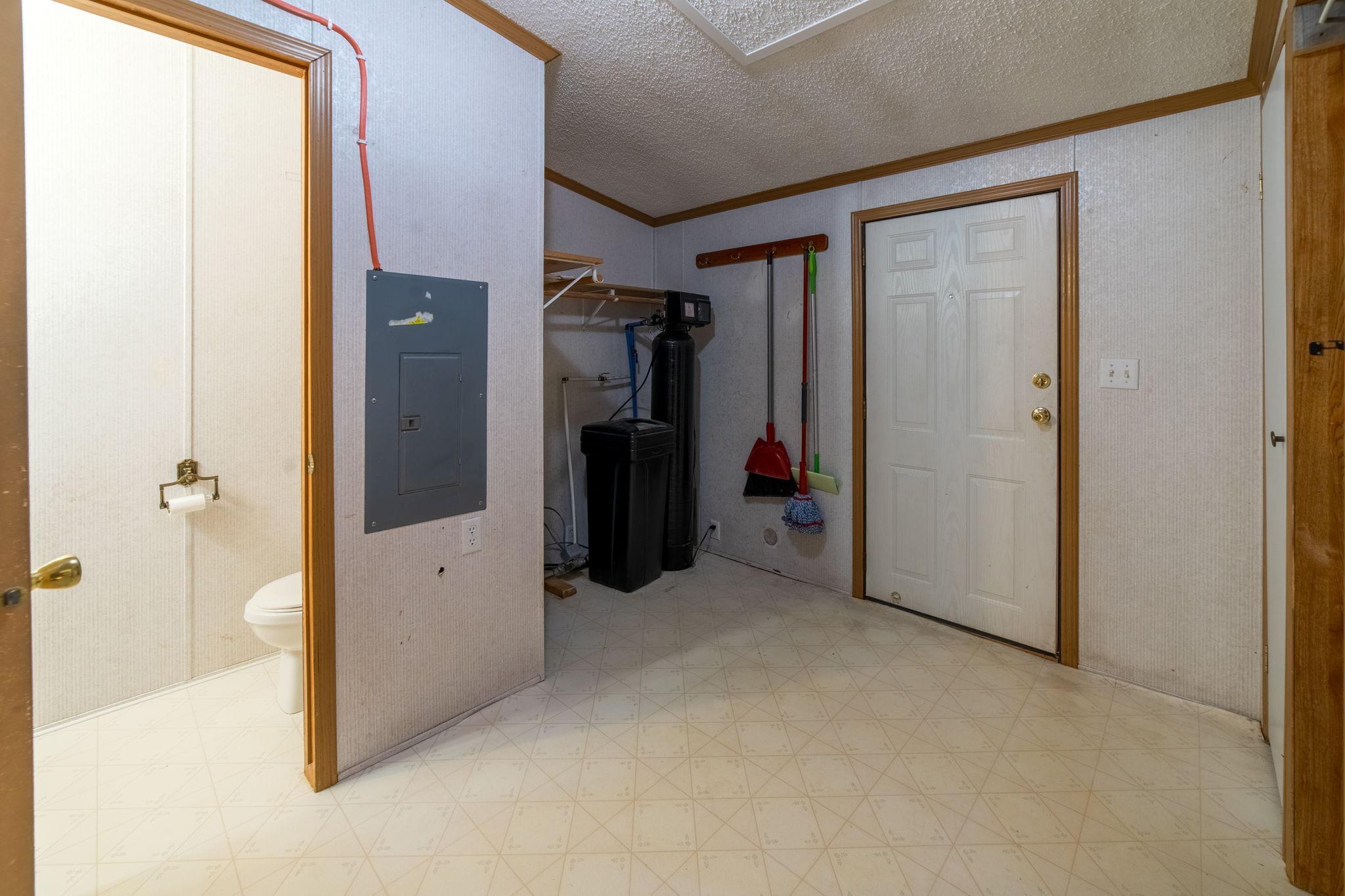 43231 County Highway 61 Property Photo 33