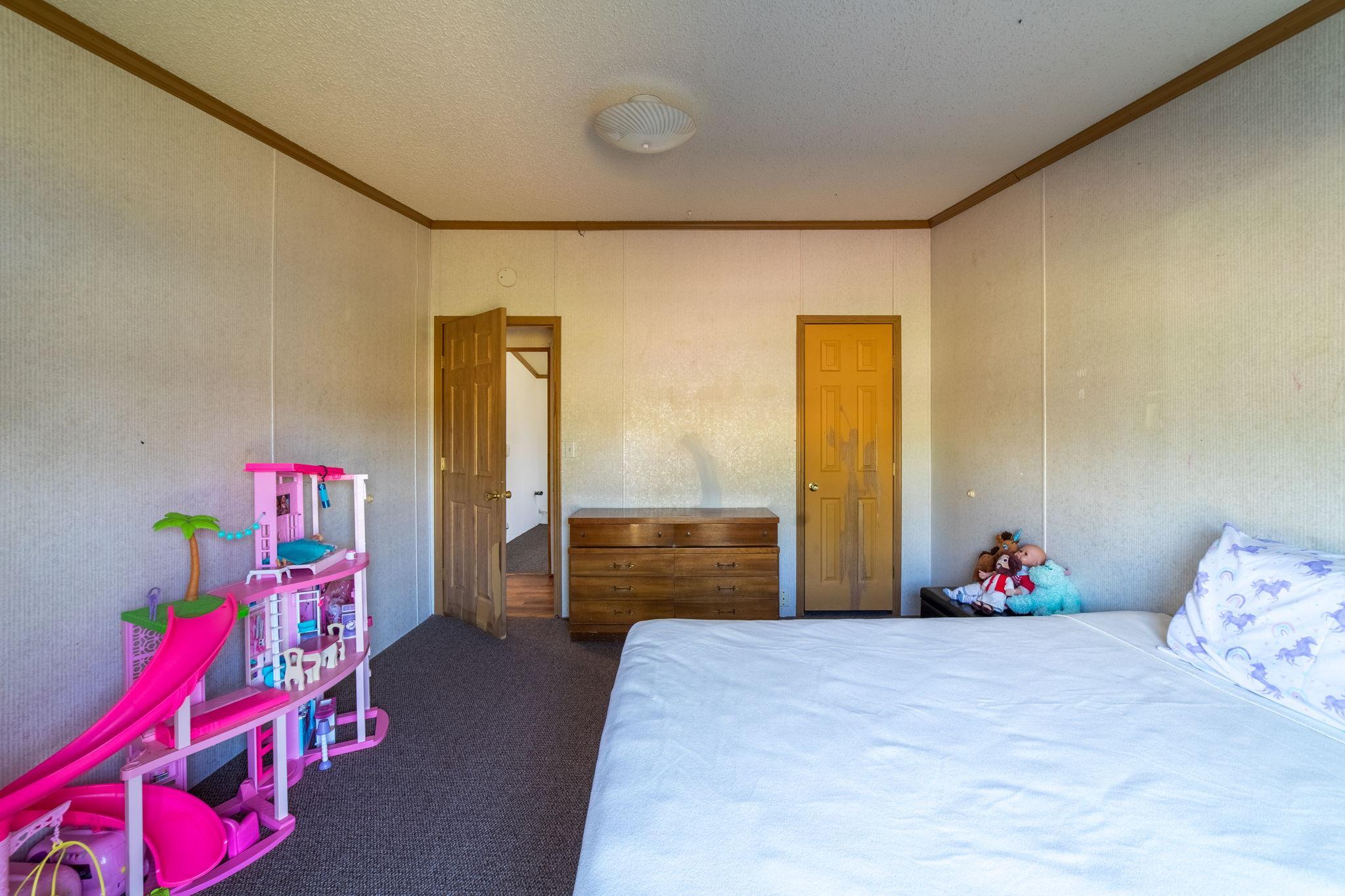 43231 County Highway 61 Property Photo 43