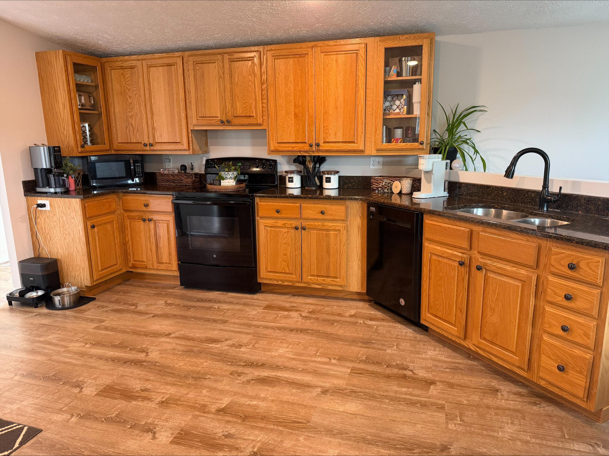 2111 Excalibur Road Property Photo 3