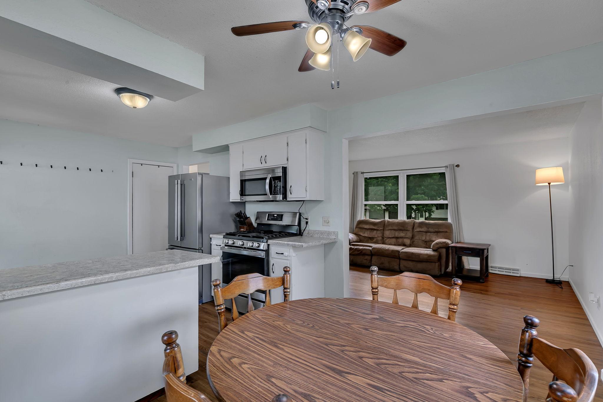 105 Barracuda Avenue Se Property Photo 10