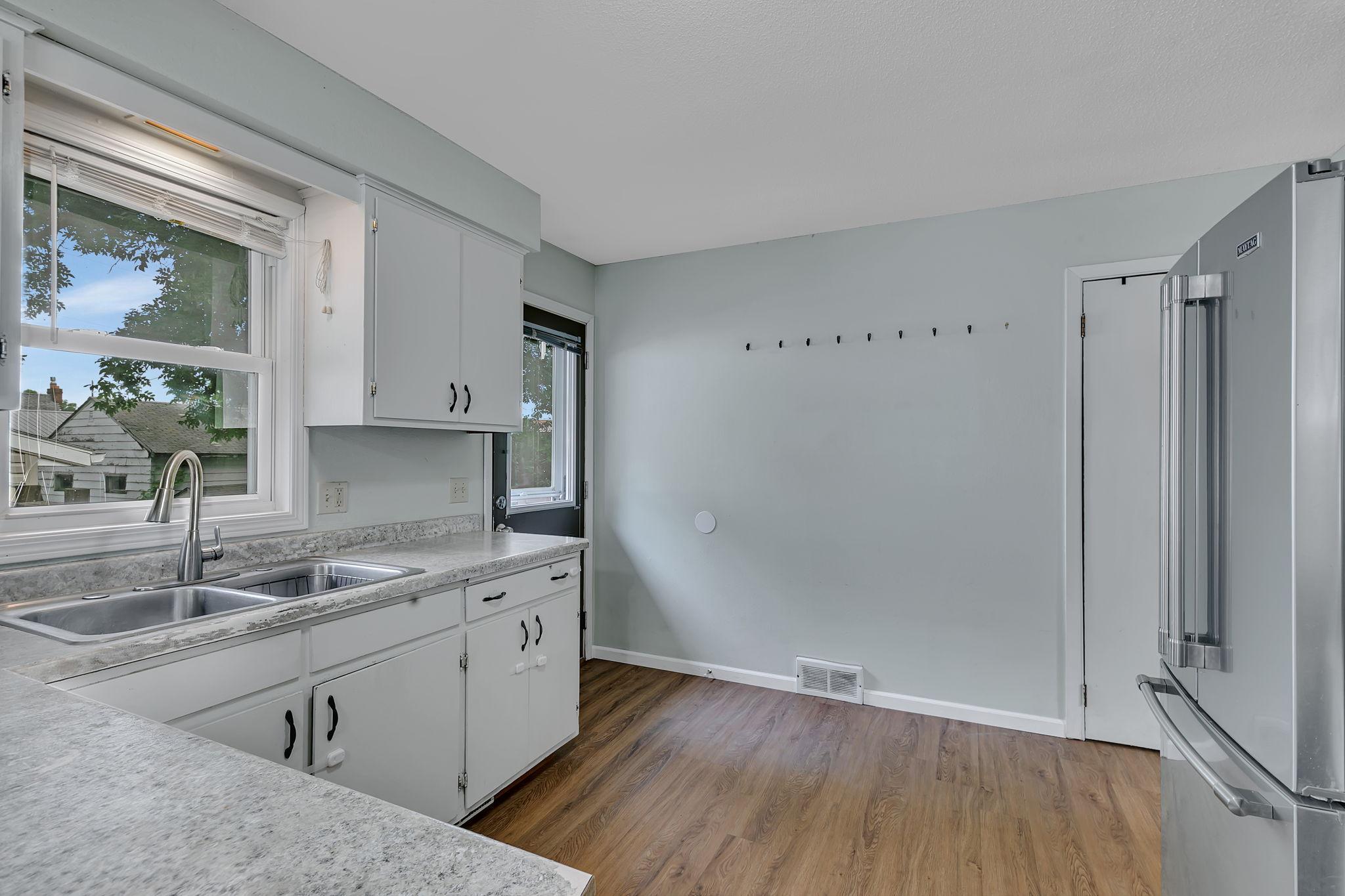 105 Barracuda Avenue Se Property Photo 11