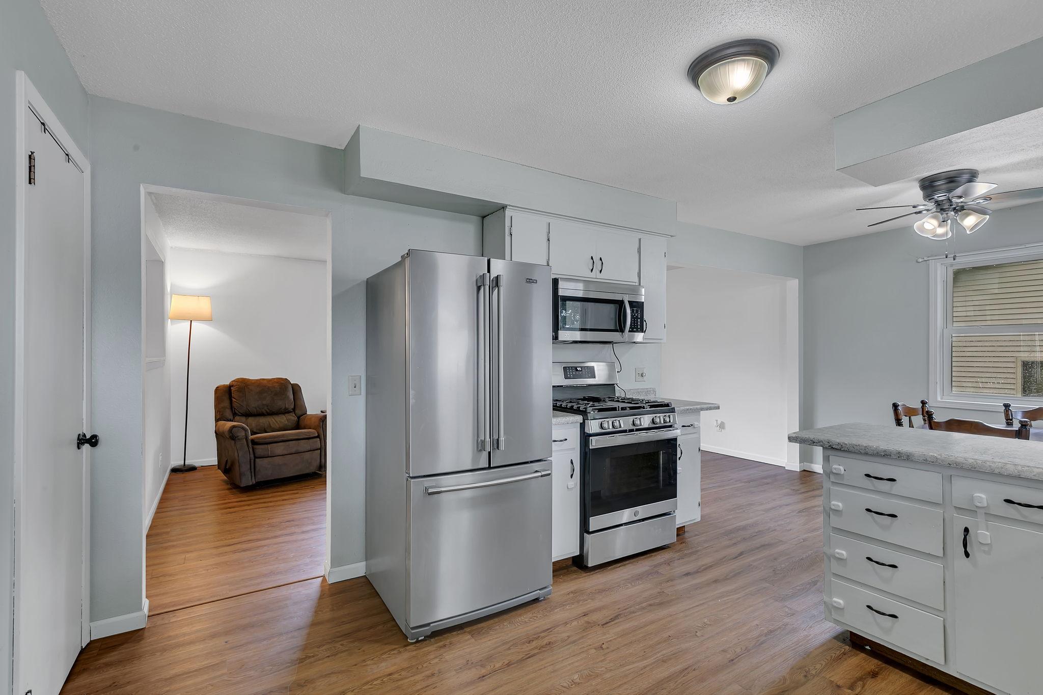 105 Barracuda Avenue Se Property Photo 14