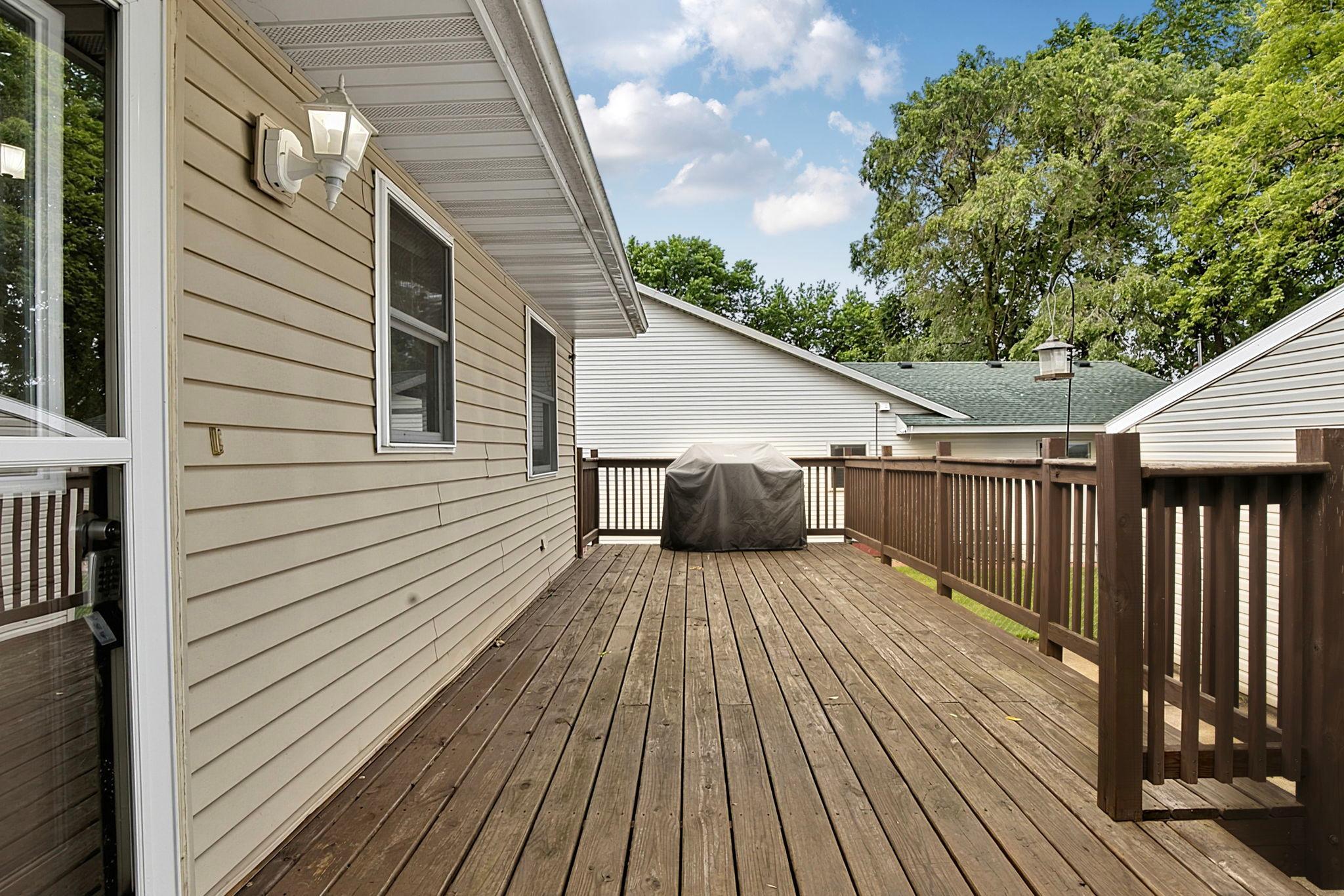 105 Barracuda Avenue Se Property Photo 25