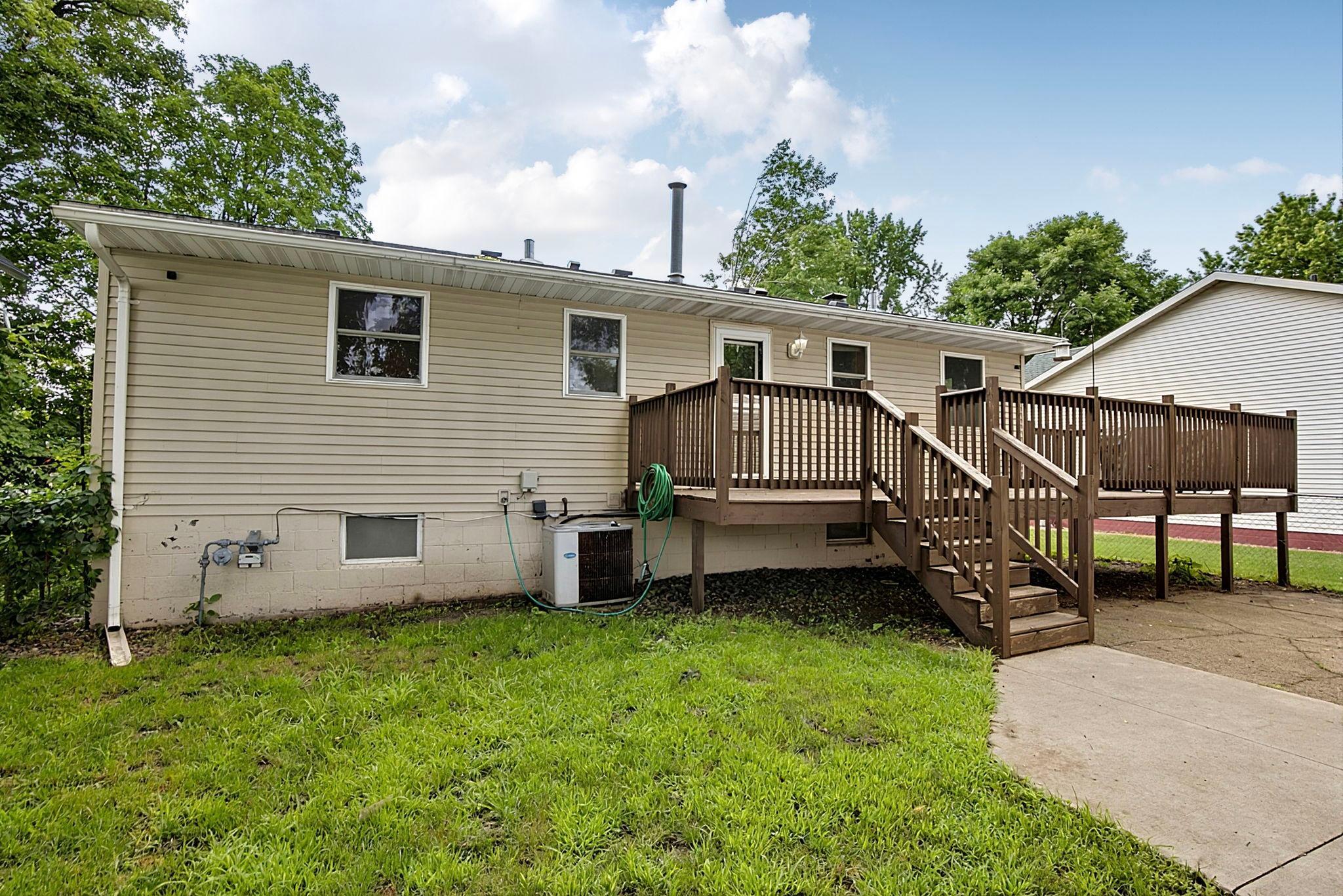 105 Barracuda Avenue Se Property Photo 27