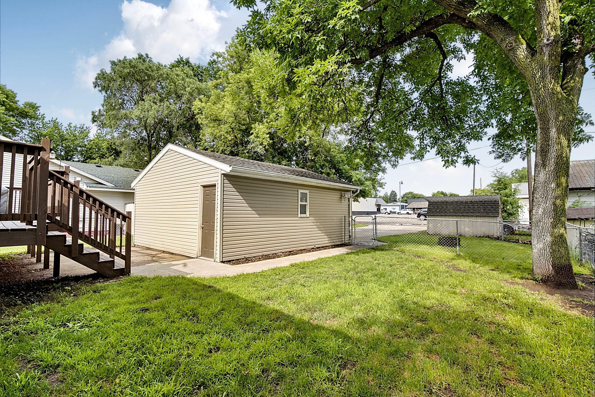 105 Barracuda Avenue Se Property Photo 28