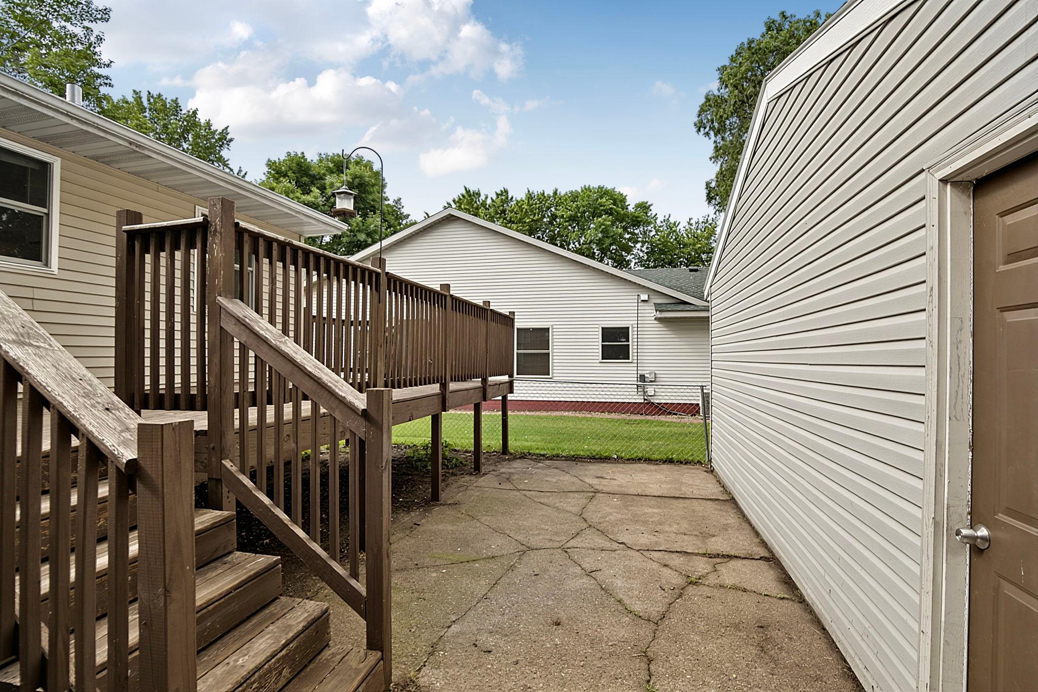 105 Barracuda Avenue Se Property Photo 29