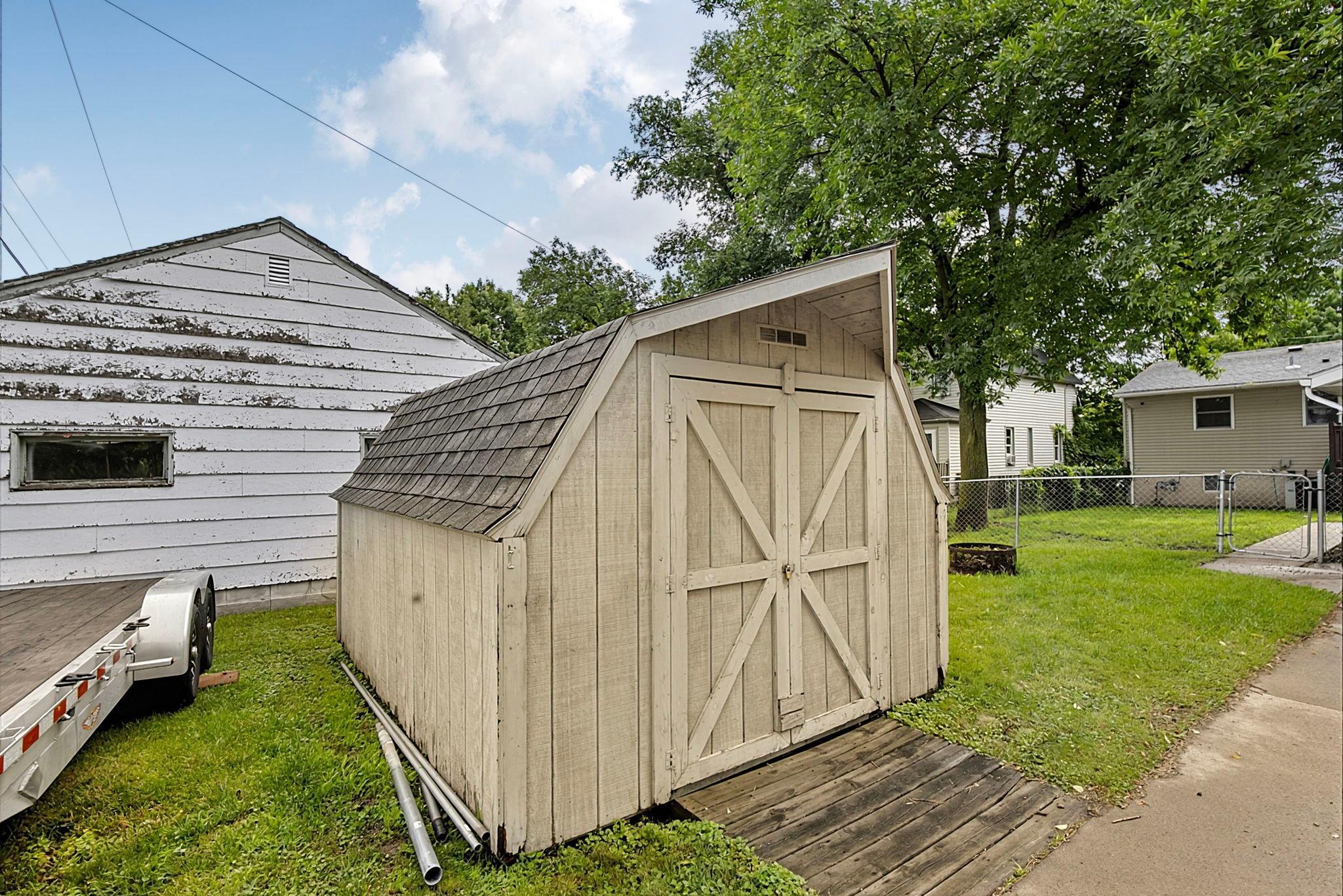 105 Barracuda Avenue Se Property Photo 33