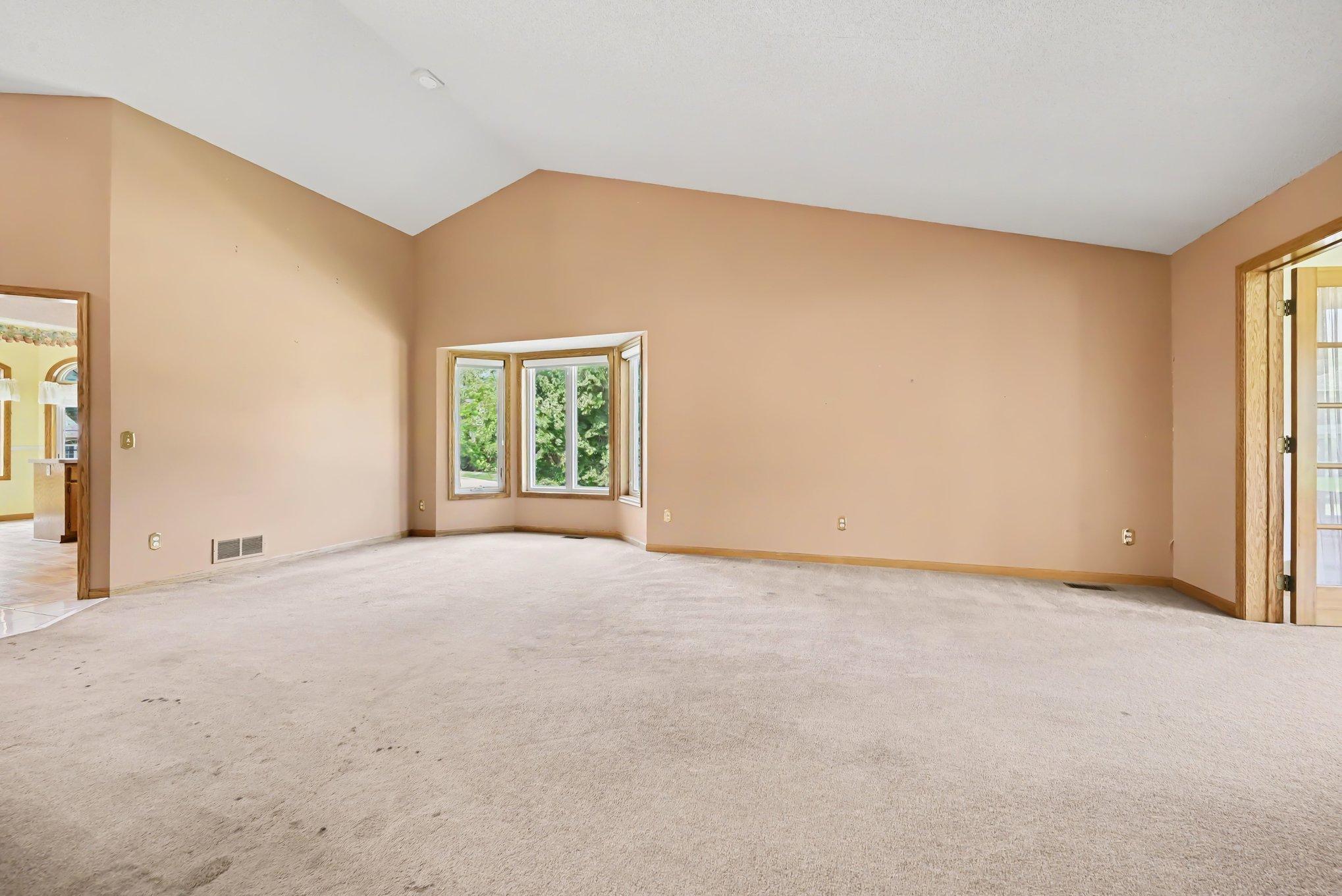 3028 Highpointe Curve Property Photo 10