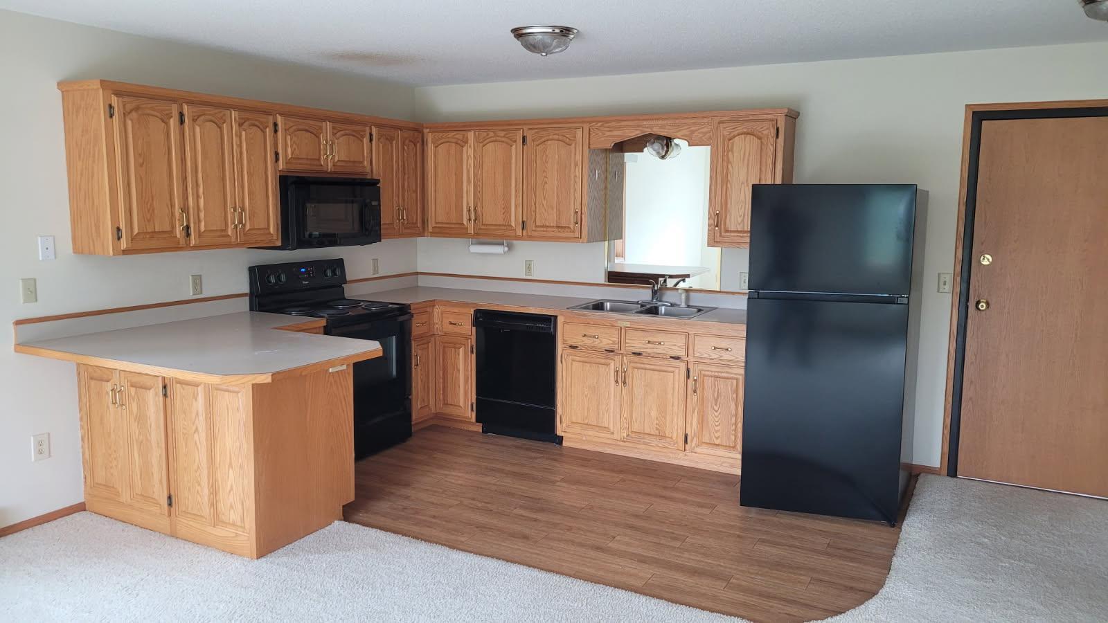 409 Norway Avenue 207 Property Photo 4