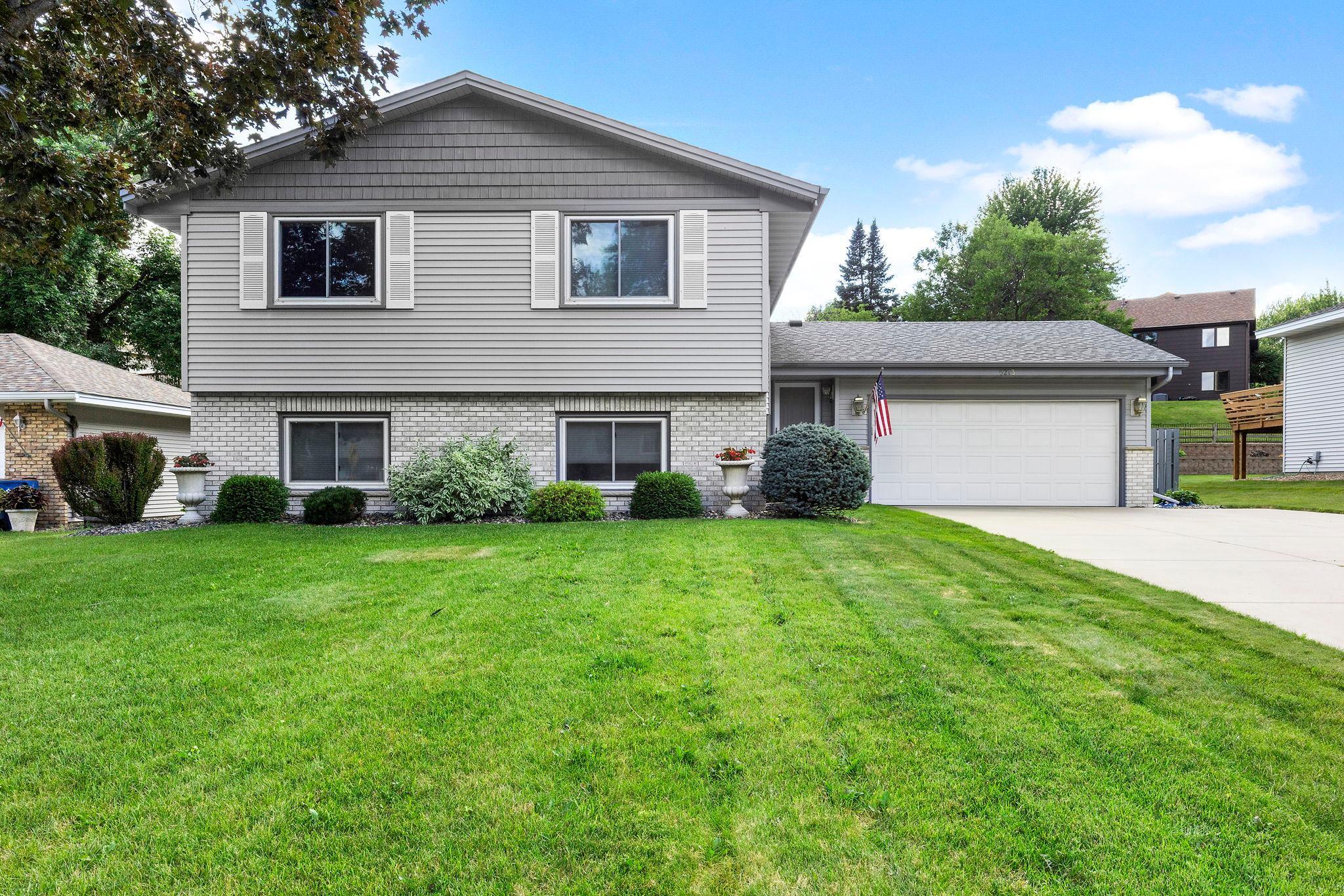 5213 Overlook Drive