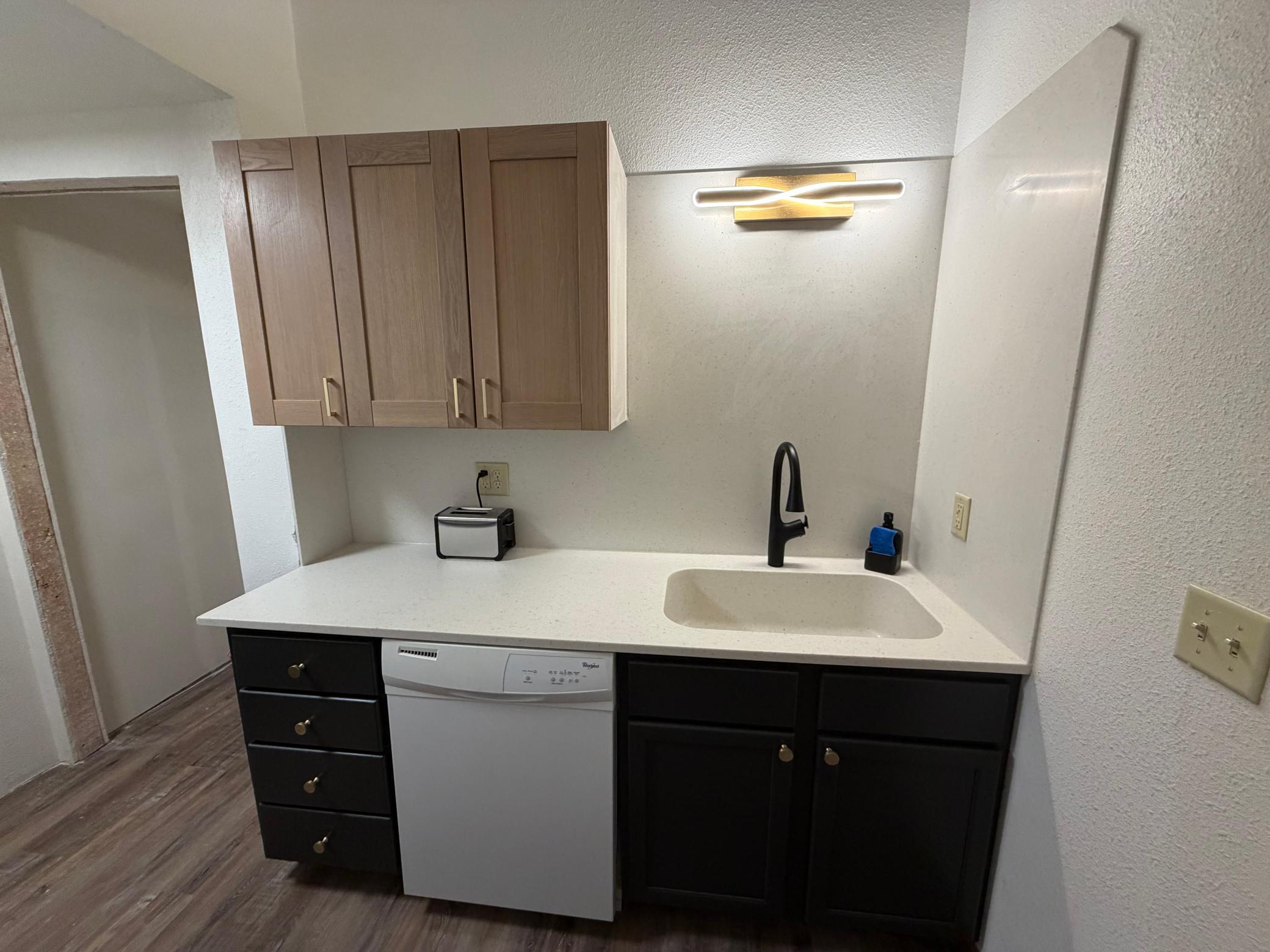 542 Benson Avenue Sw 208ensuite Property Photo 9