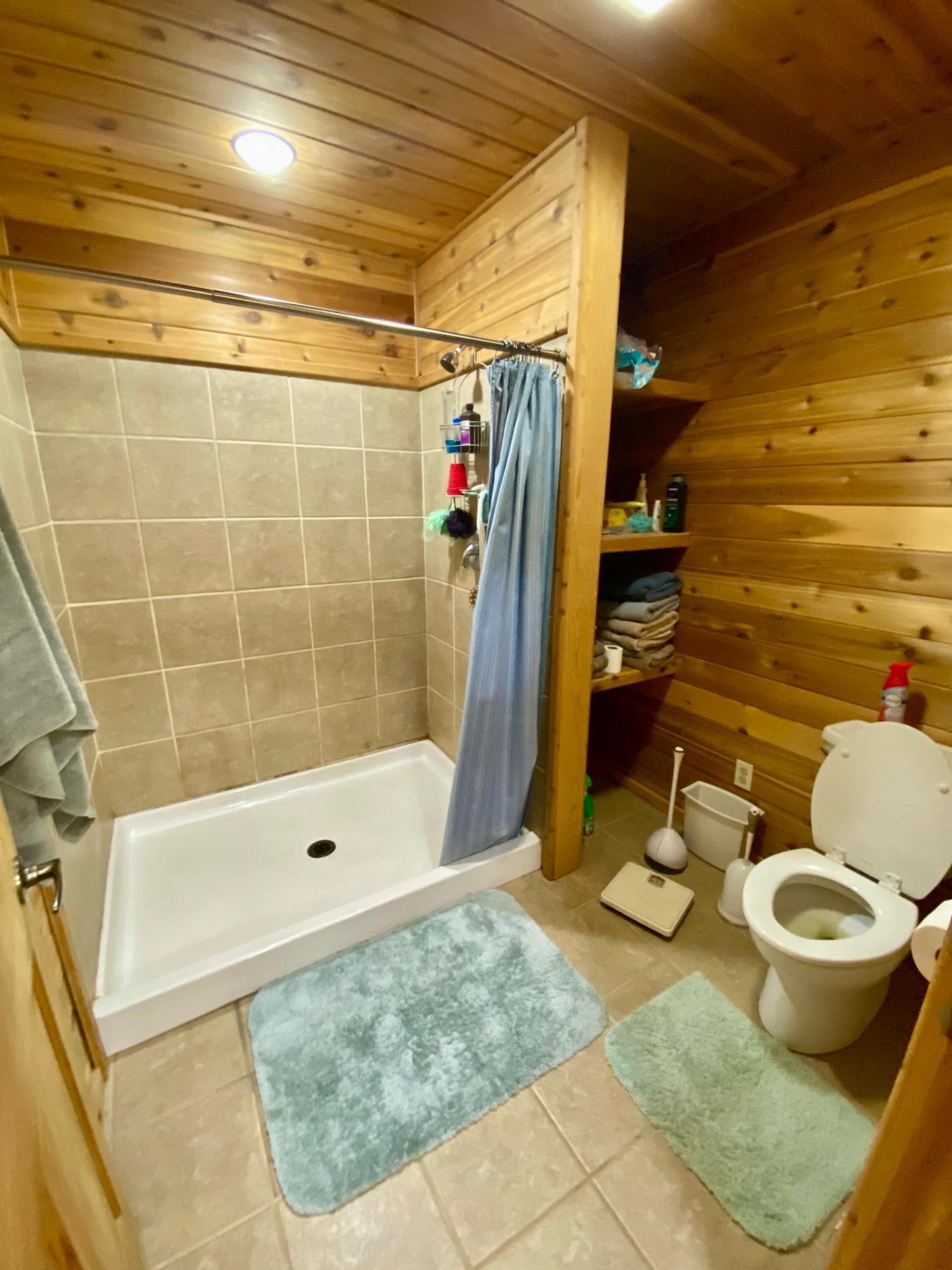 176 Oak Property Photo 14