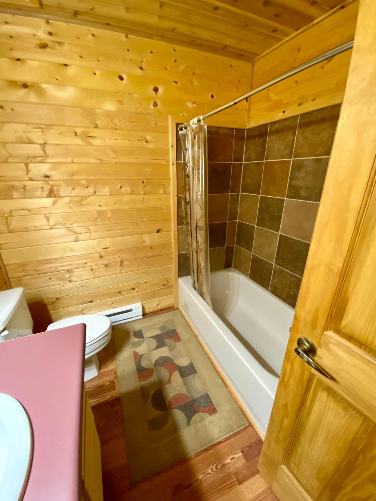 176 Oak Property Photo 16