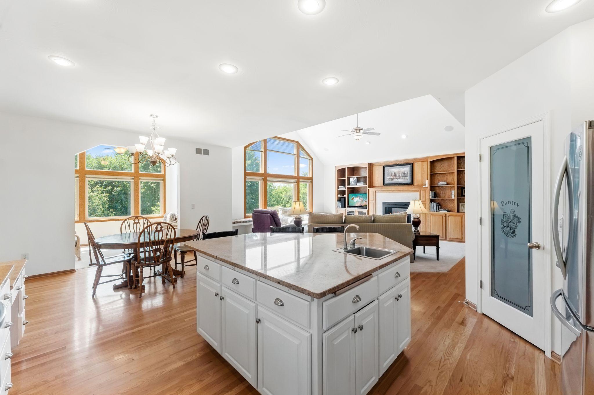 10035 Woodhill Boulevard Property Photo 6