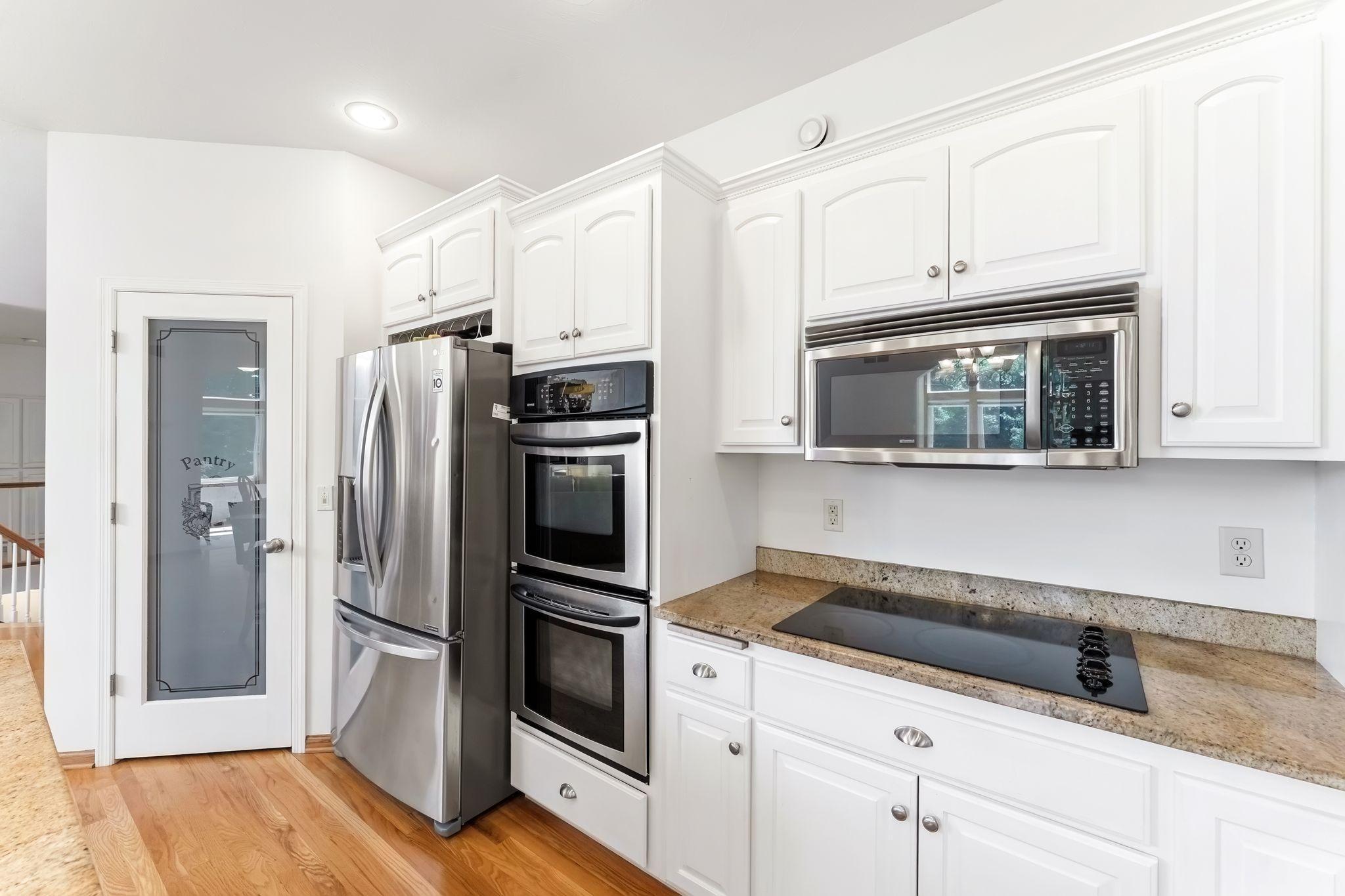 10035 Woodhill Boulevard Property Photo 7