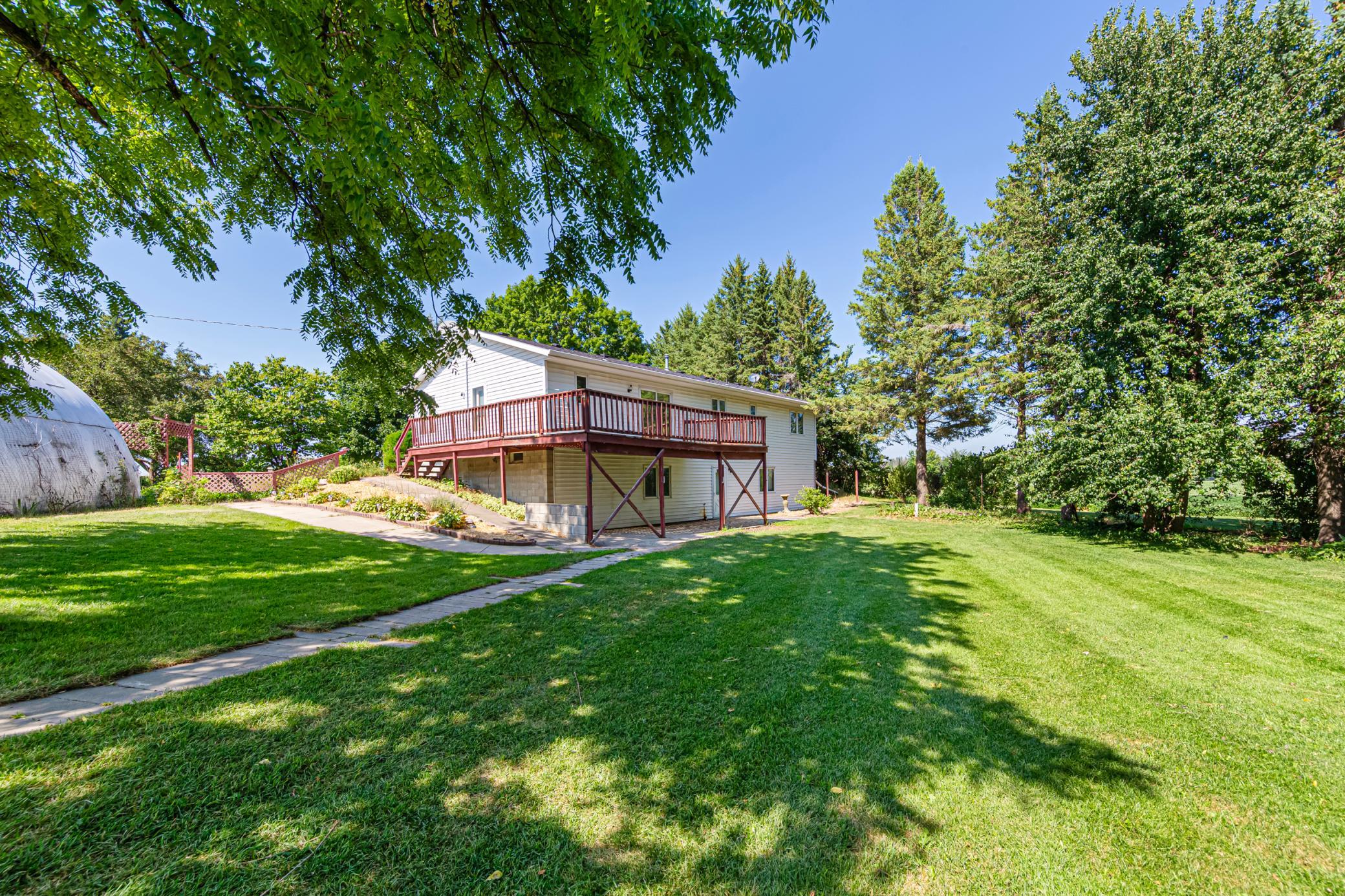 5177 255th Street E Property Photo 5
