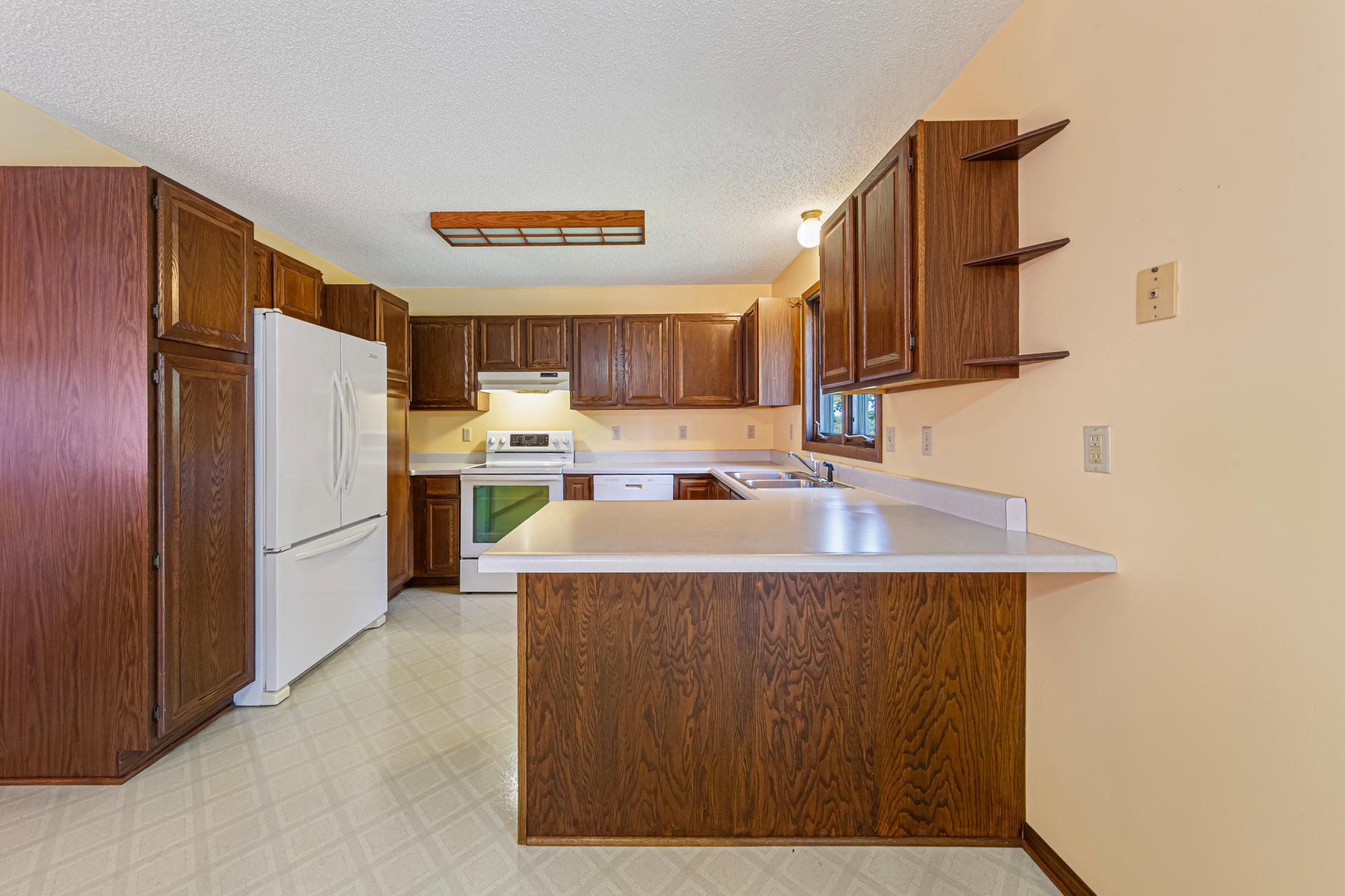 5177 255th Street E Property Photo 11
