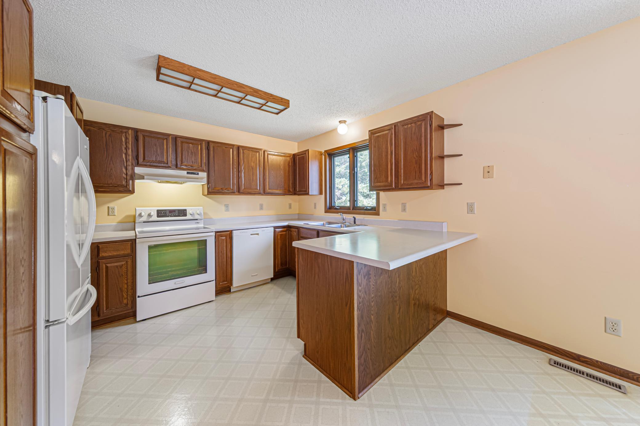 5177 255th Street E Property Photo 12