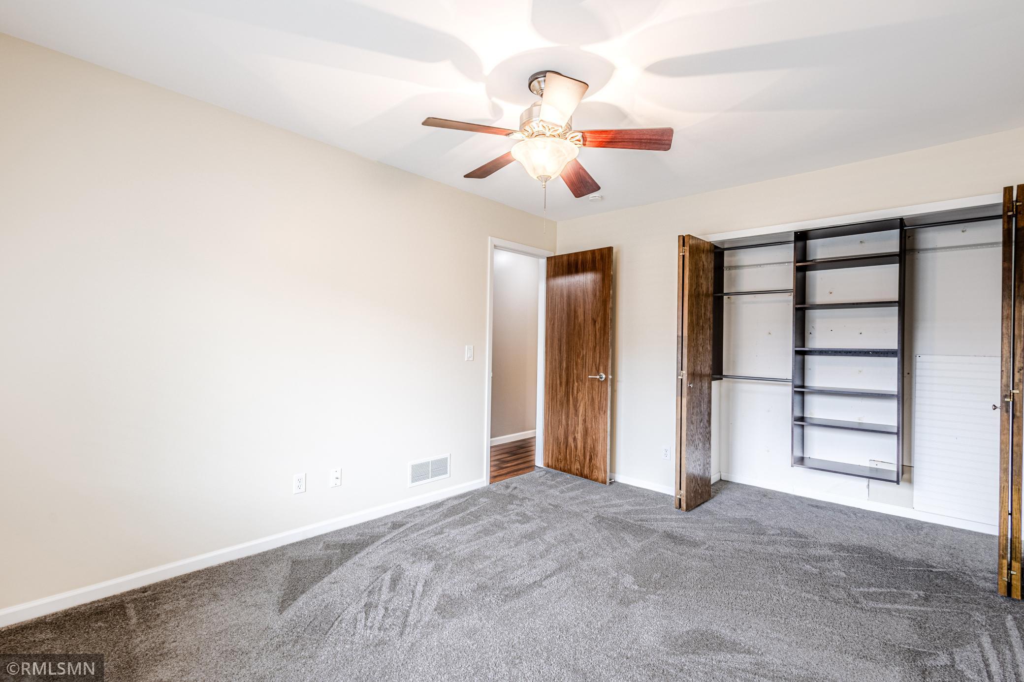 8824 N Maplebrook Court Property Photo 17