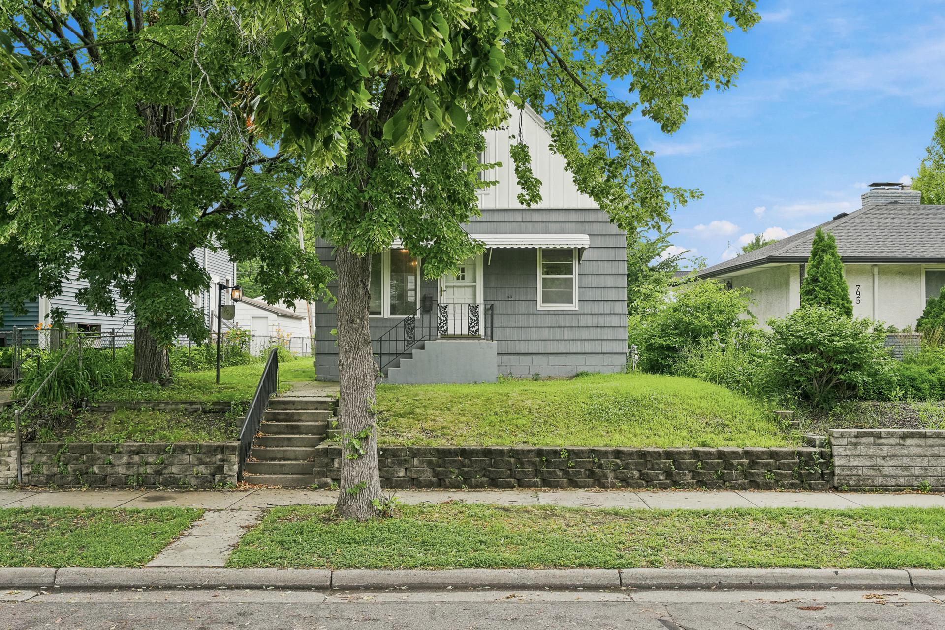 799 Watson Avenue Property Photo 2