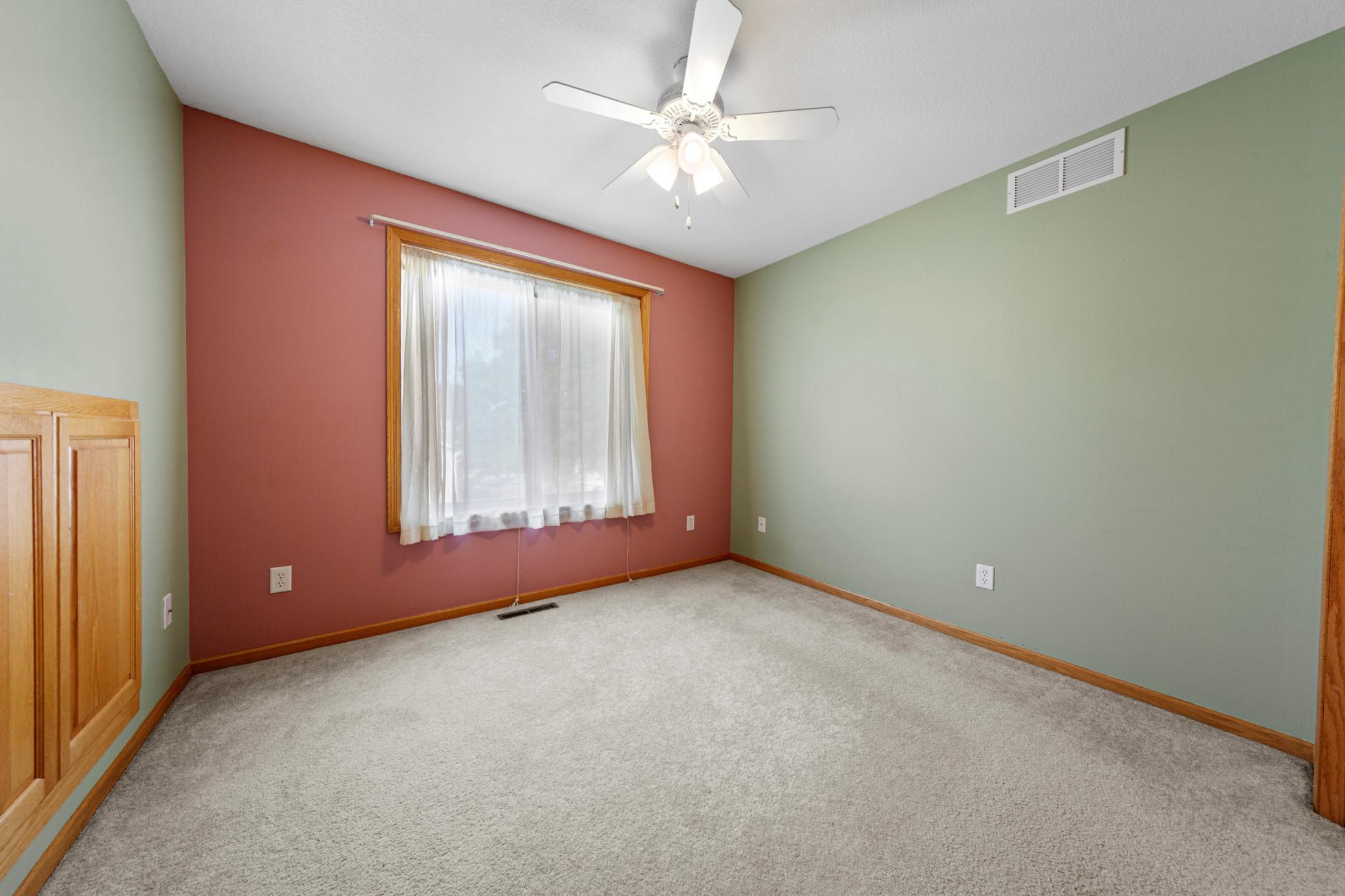 1320 S Trail Drive Property Photo 16