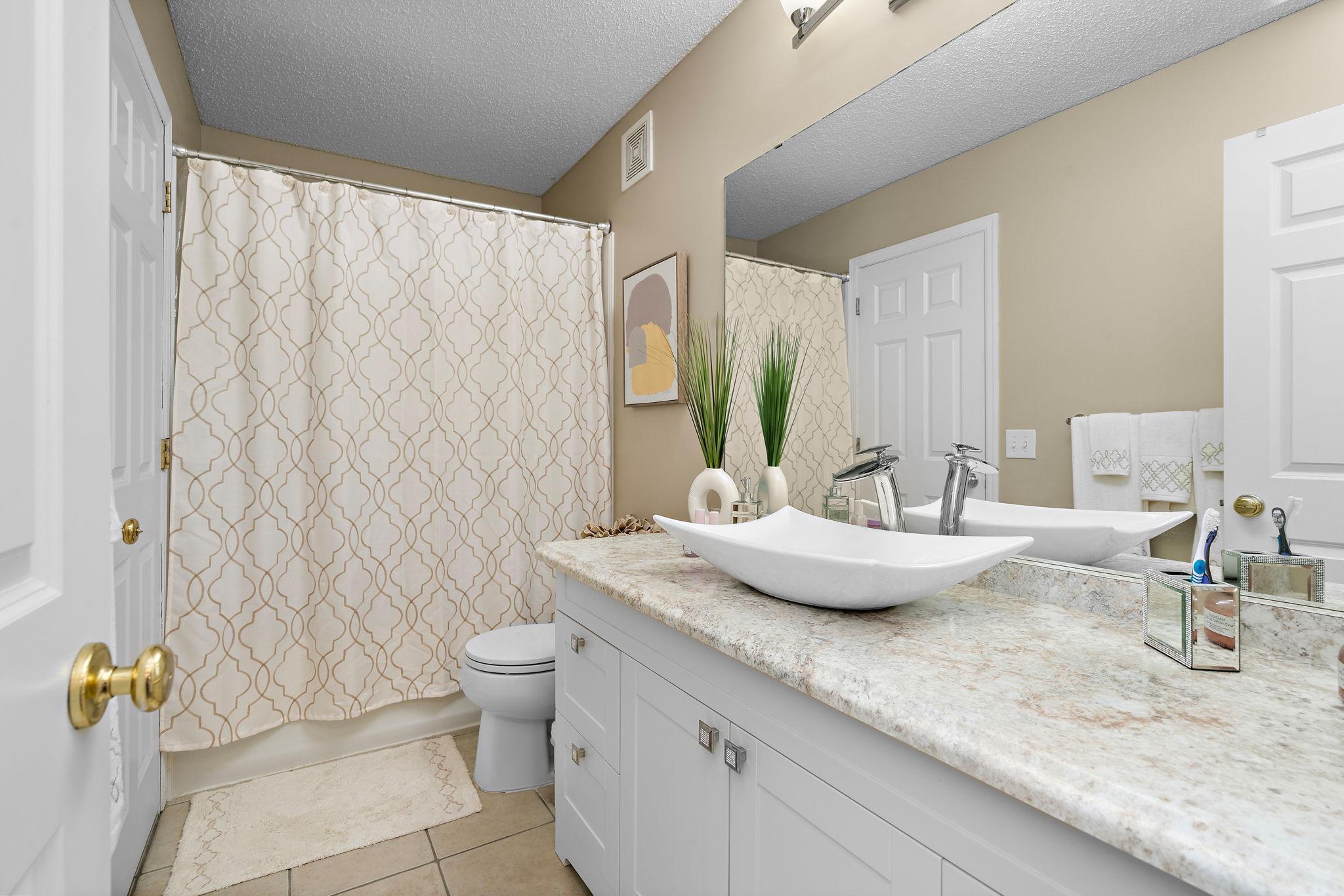 17549 70th Place N Property Photo 13