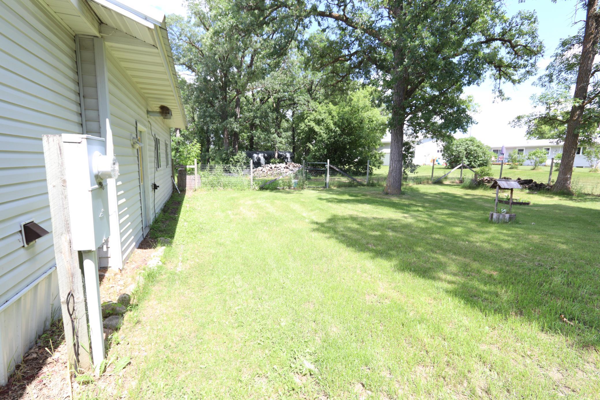 752 Lenmark Lane Property Photo 38