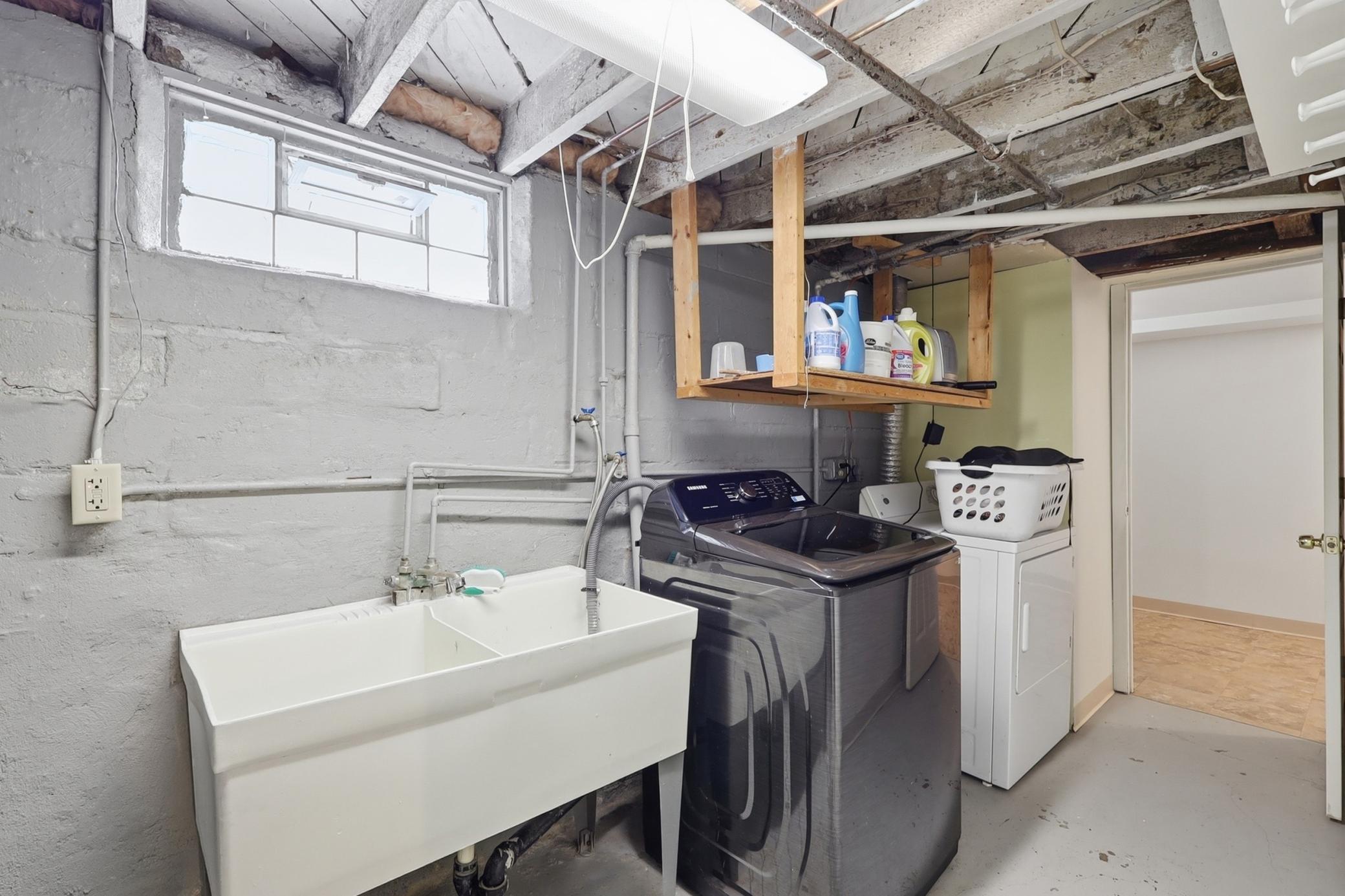 1510 35th Street E Property Photo 14