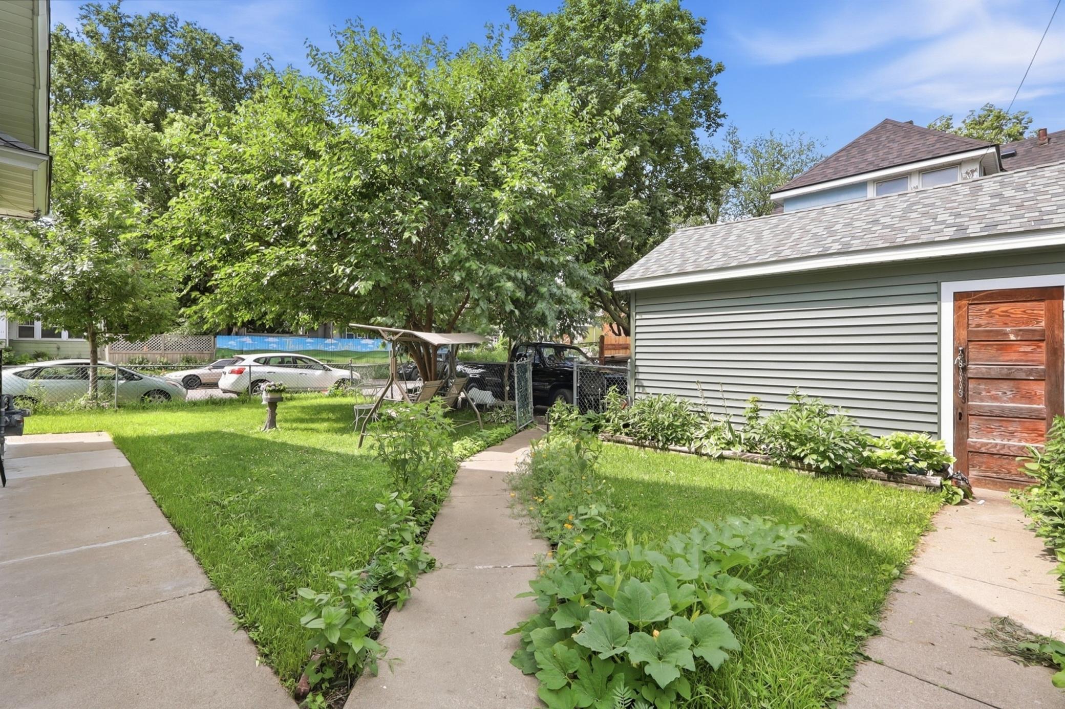 1510 35th Street E Property Photo 20