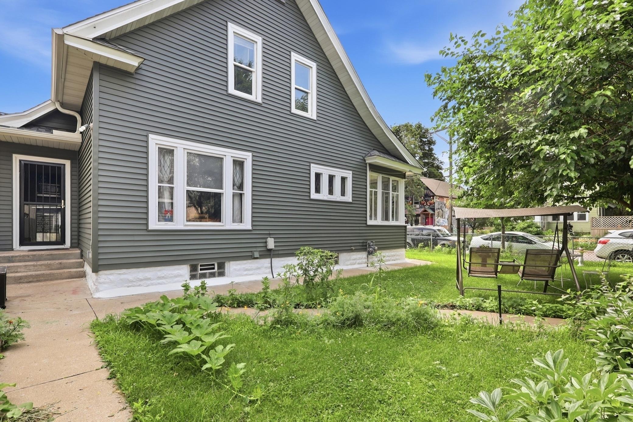 1510 35th Street E Property Photo 21