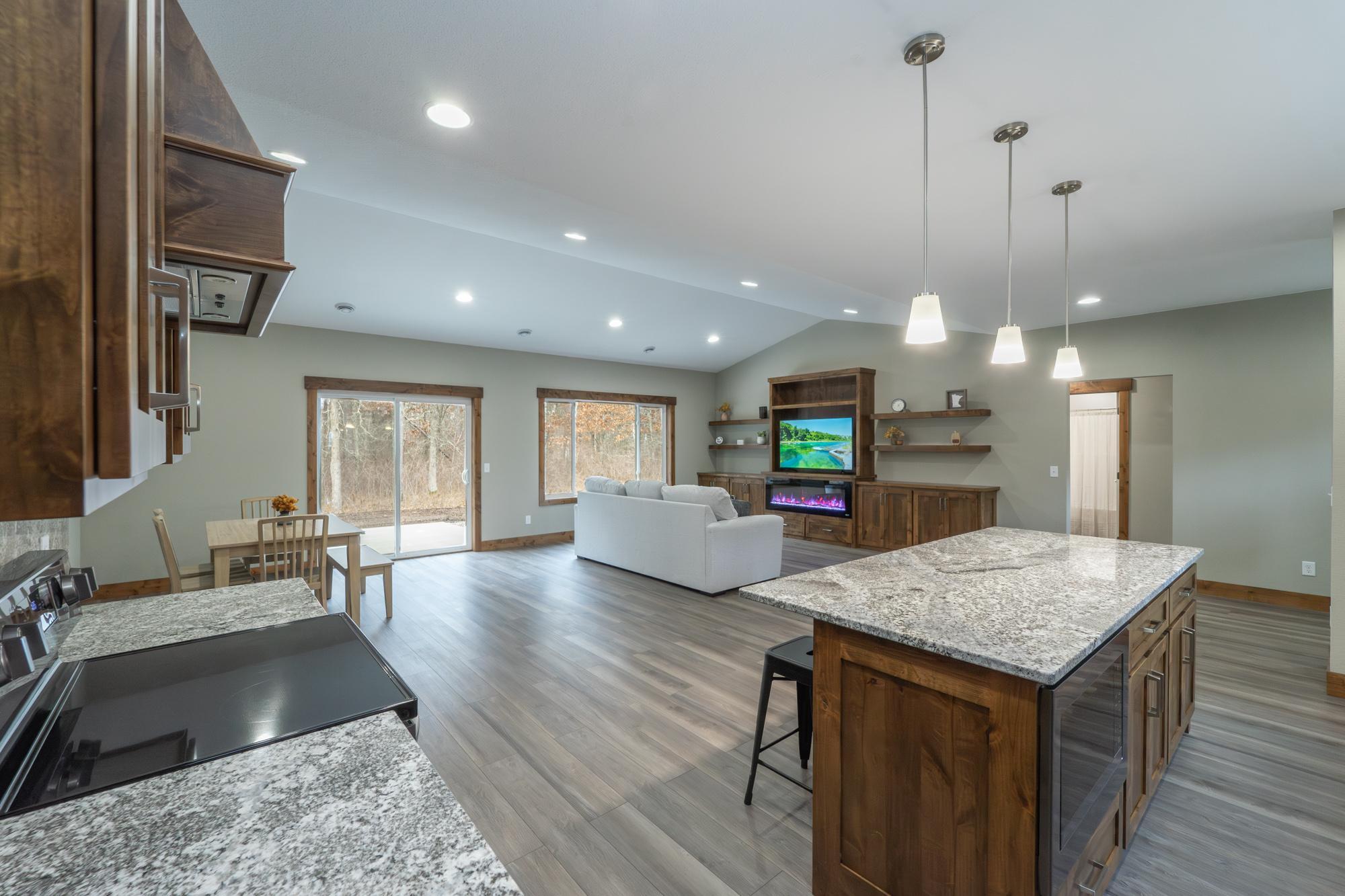 11613 Forestview Drive Property Photo 17