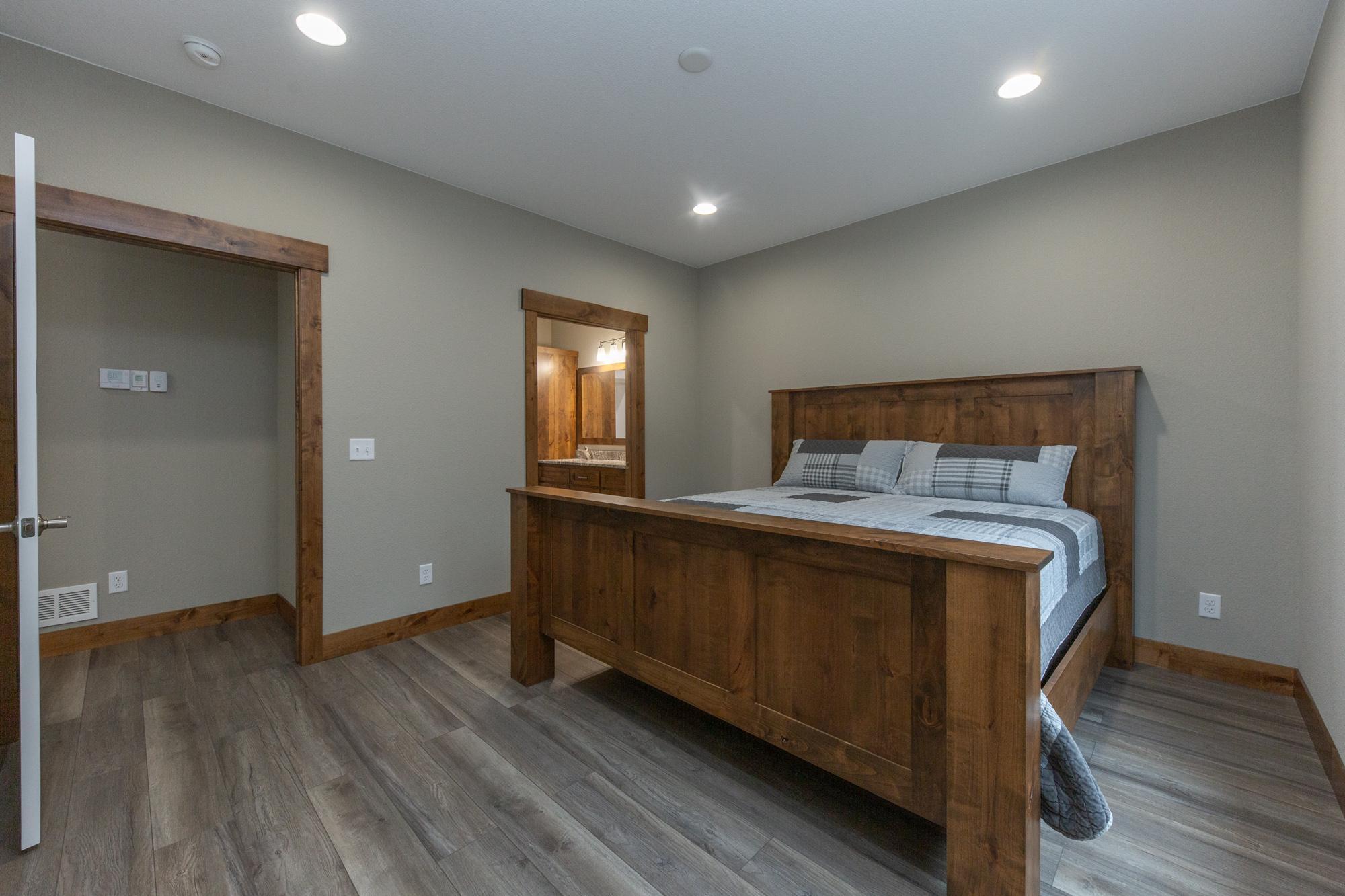 11613 Forestview Drive Property Photo 48