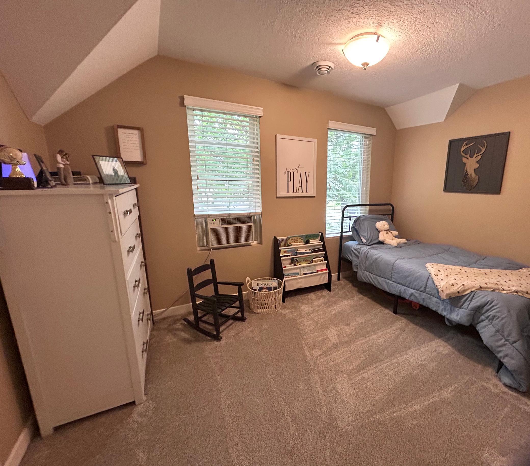 640 3rd Street N Property Photo 17
