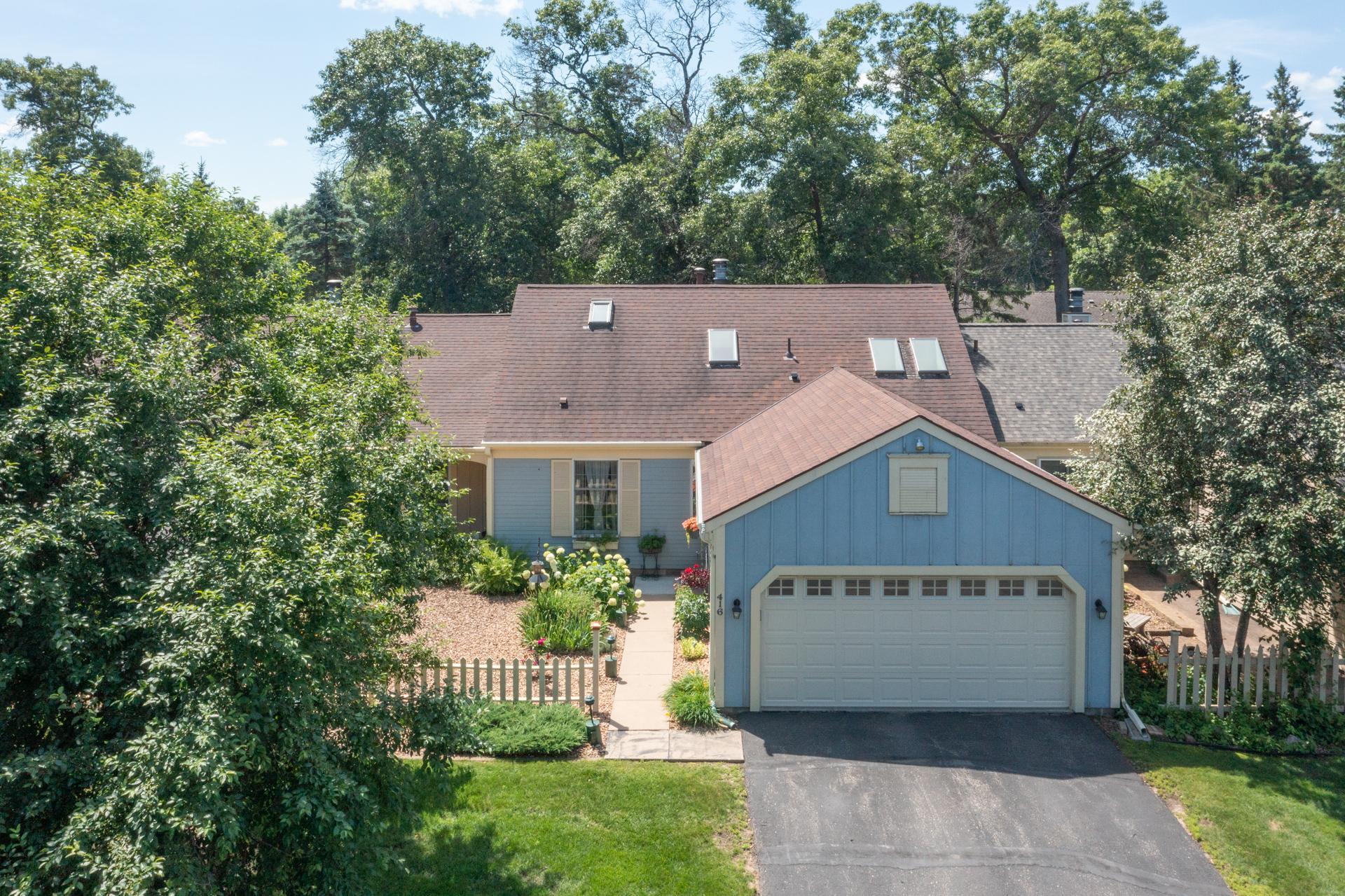 416 Fairfield Lane Property Photo 8