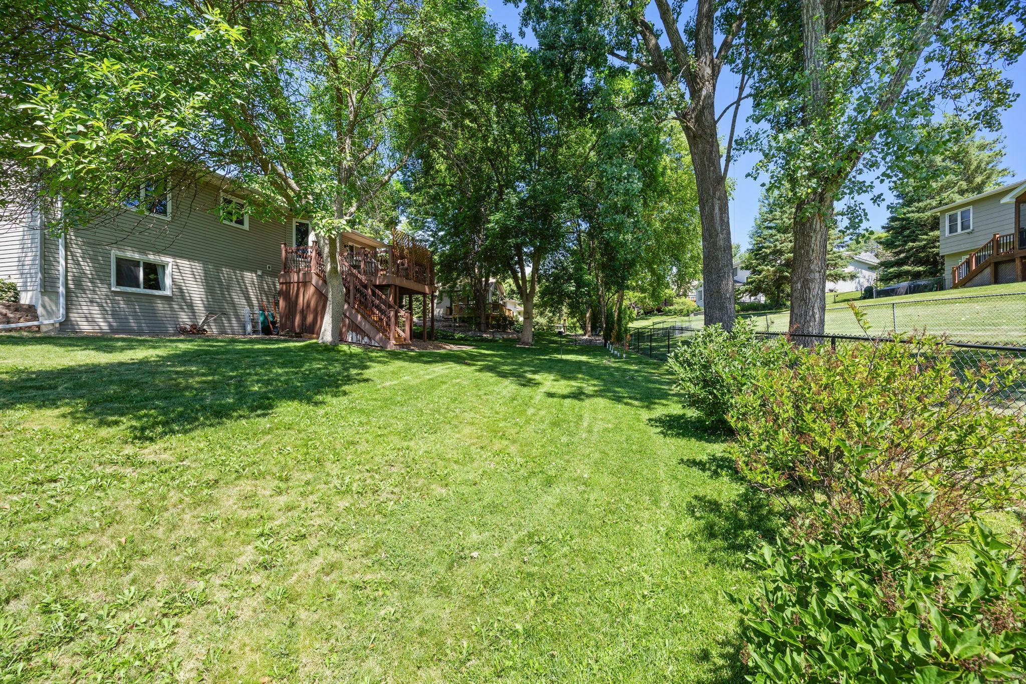 11825 44th Avenue N Property Photo 44
