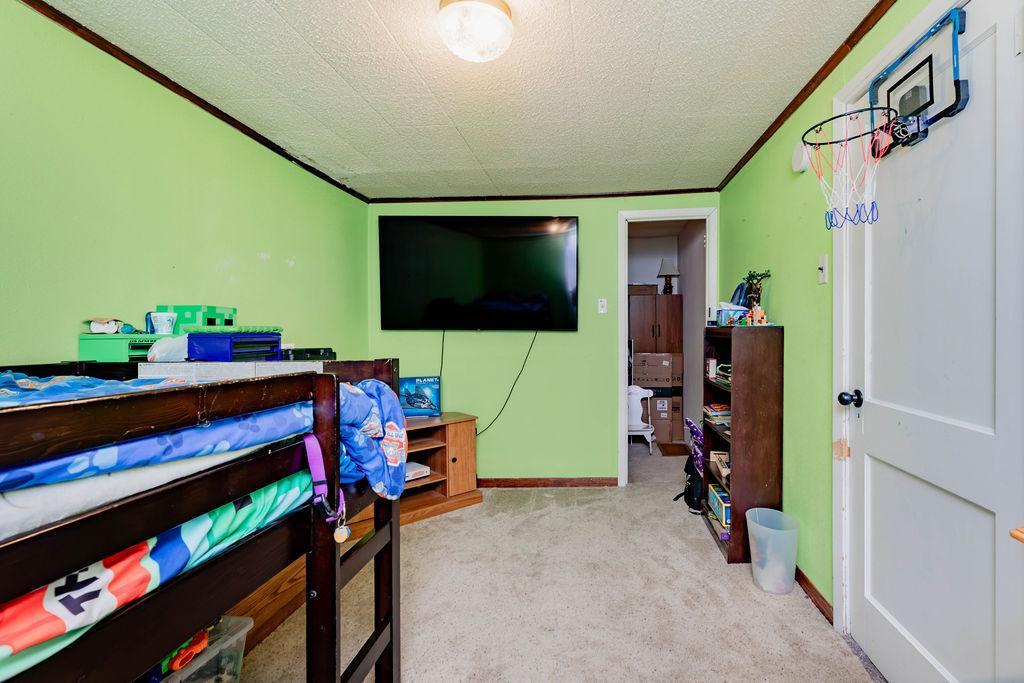 212 Canning Street E Property Photo 5