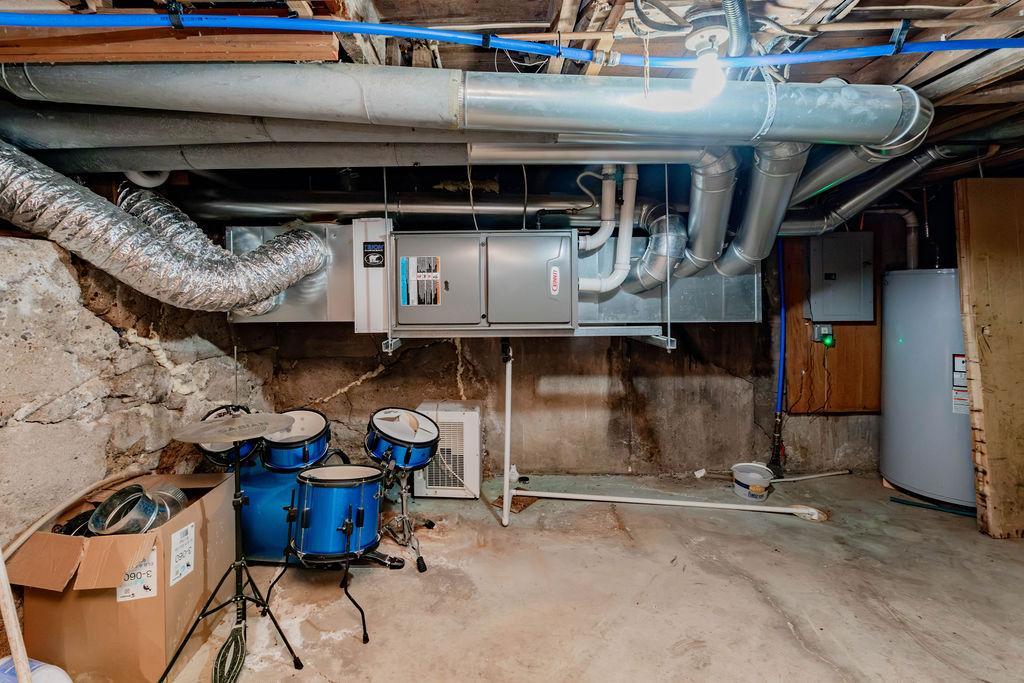 212 Canning Street E Property Photo 17