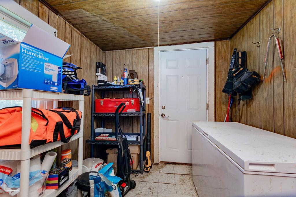 212 Canning Street E Property Photo 18