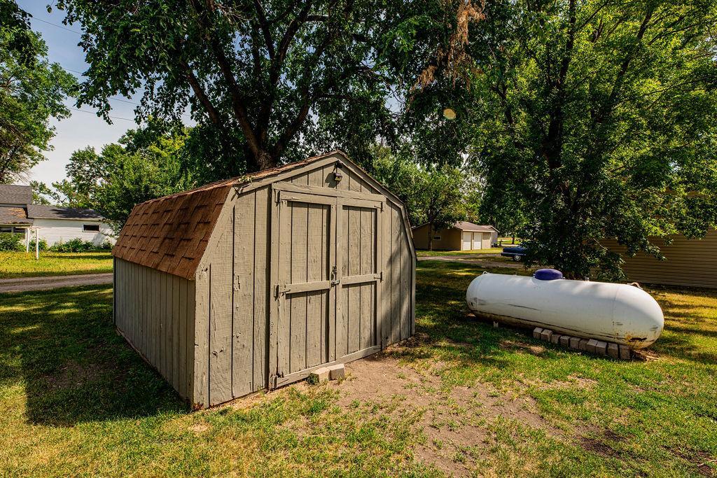 212 Canning Street E Property Photo 22