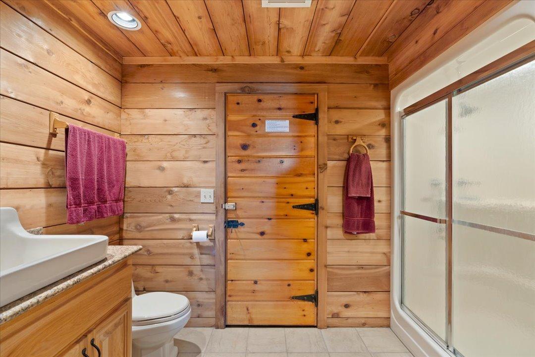 7127 Forestview Road Nw Property Photo 36