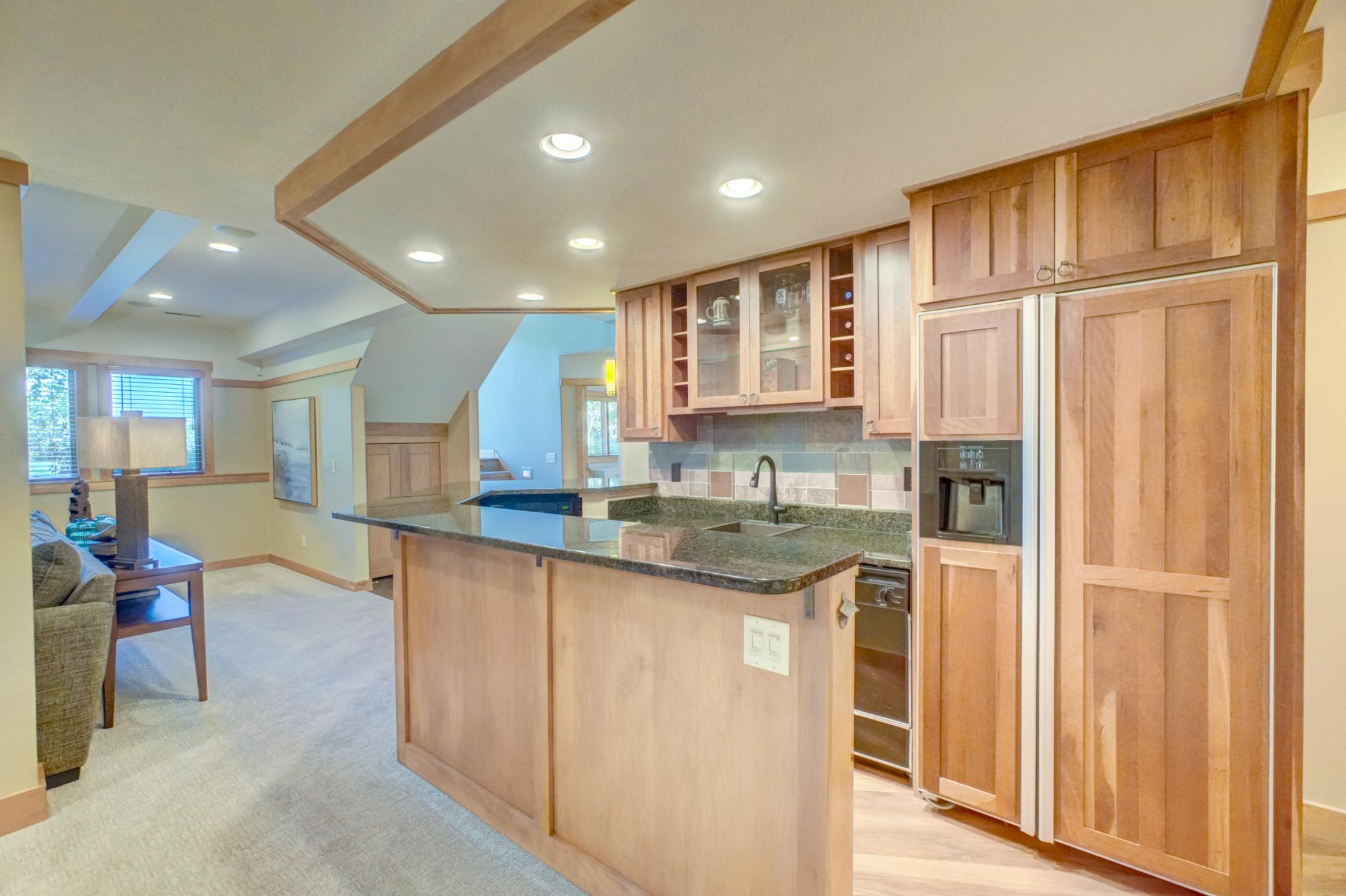 294 Salishan Drive Property Photo 14
