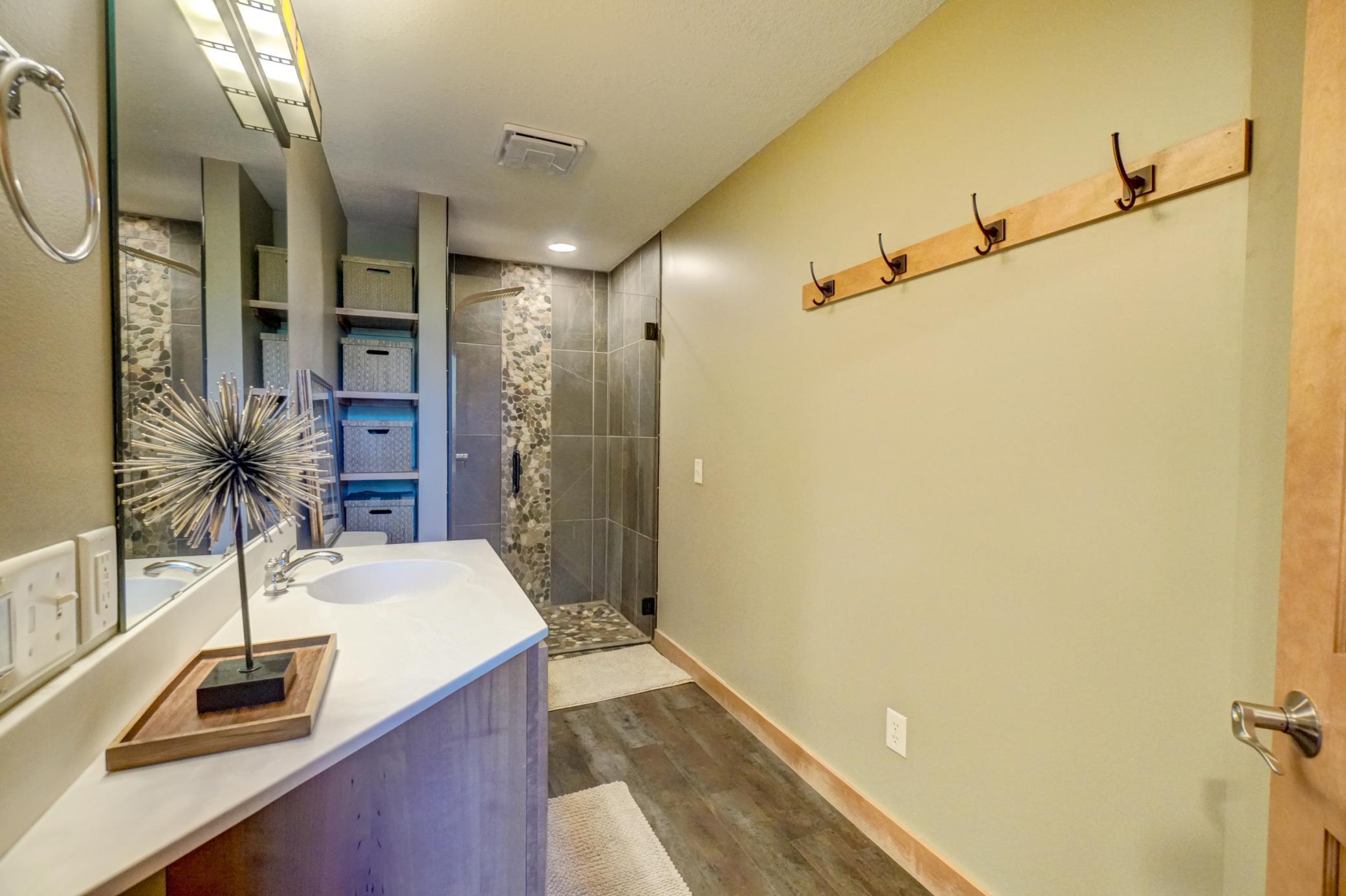 294 Salishan Drive Property Photo 17