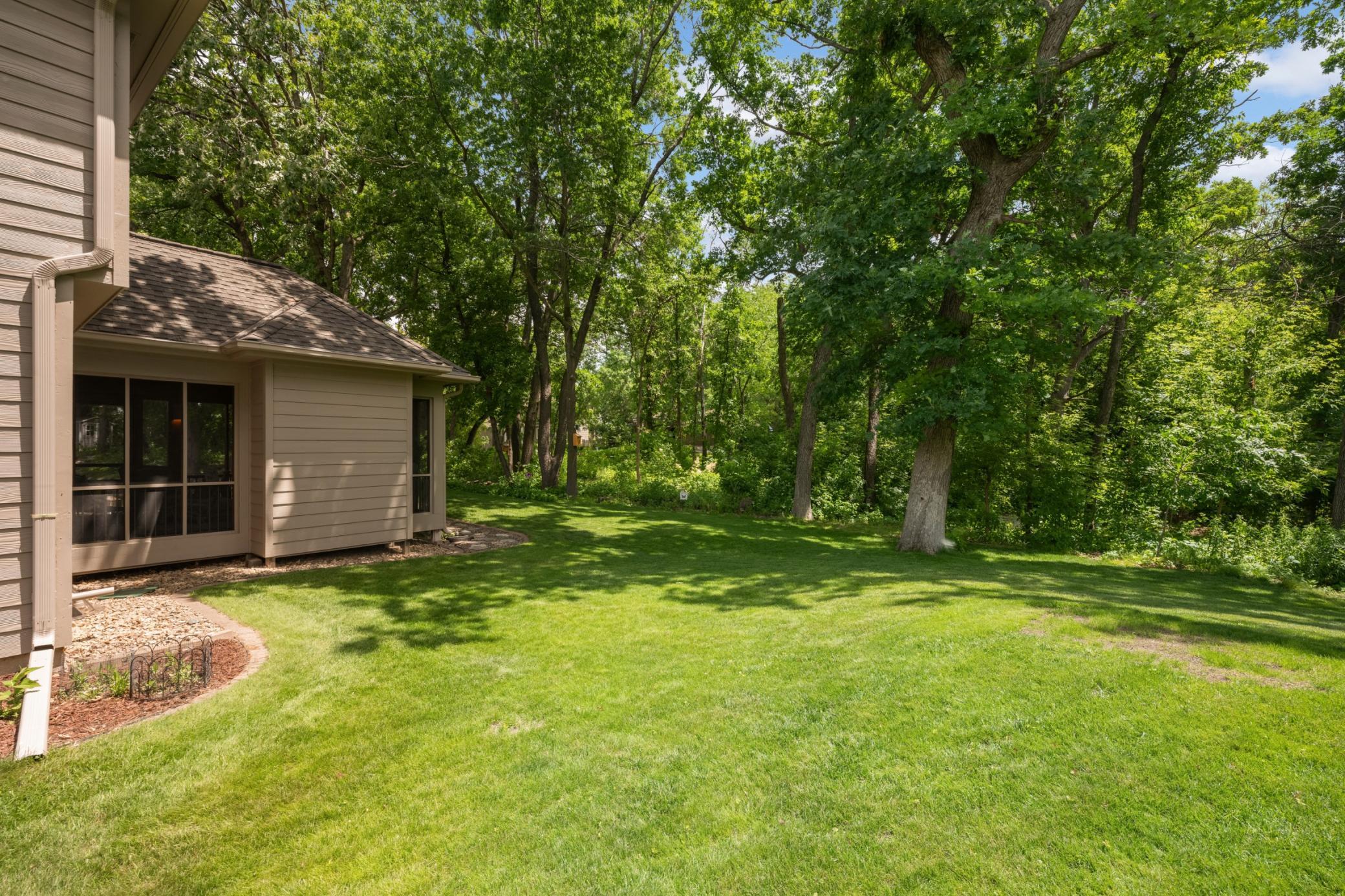 4824 Whispering Court Property Photo 11