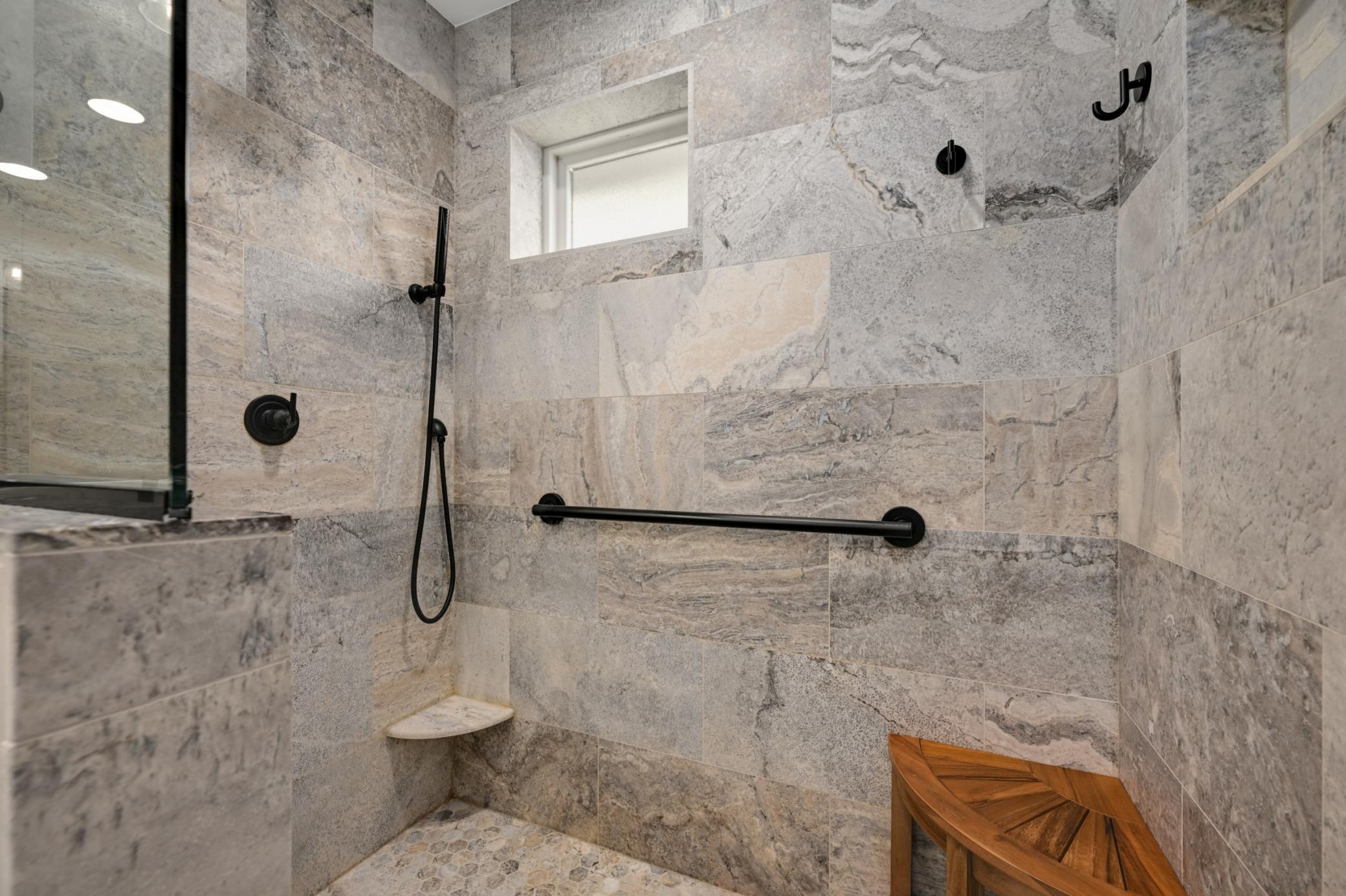 4824 Whispering Court Property Photo 33