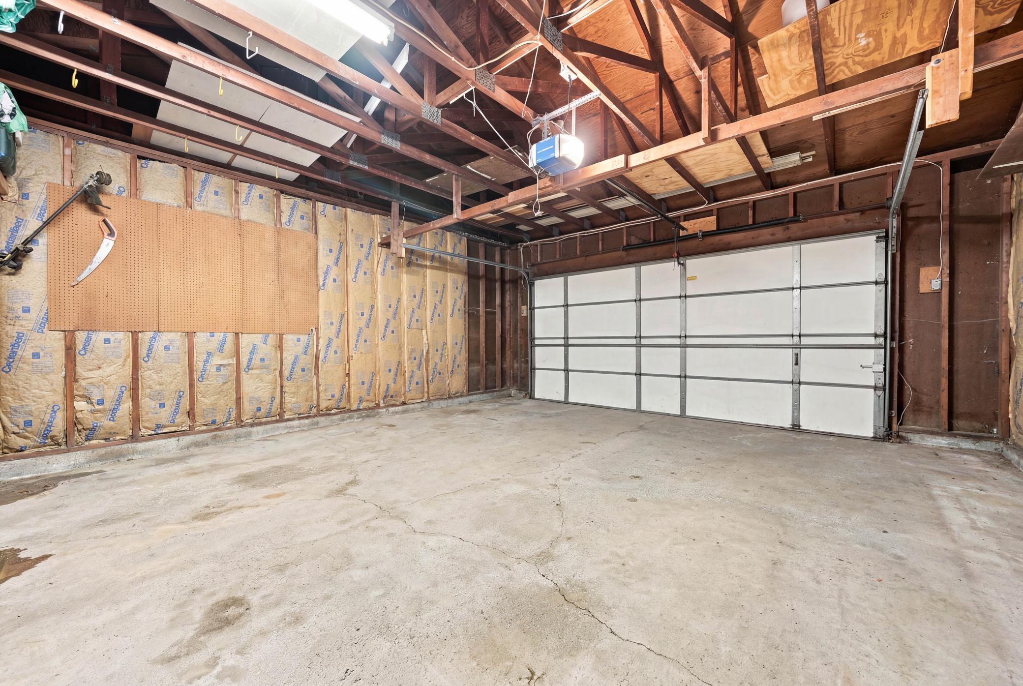 301 Walnut Lane Property Photo 37
